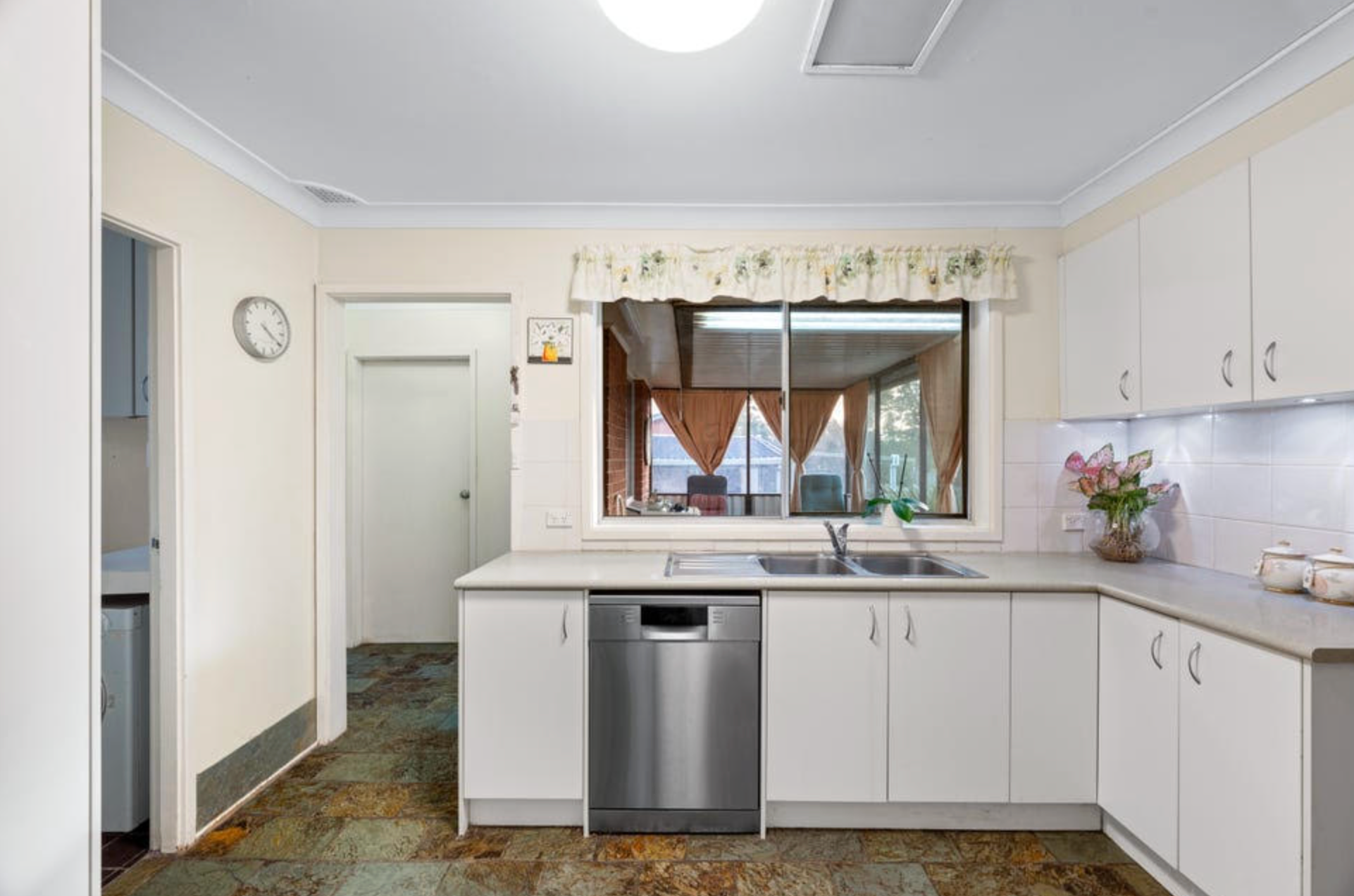 28 Aston Avenue, South Penrith, NSW