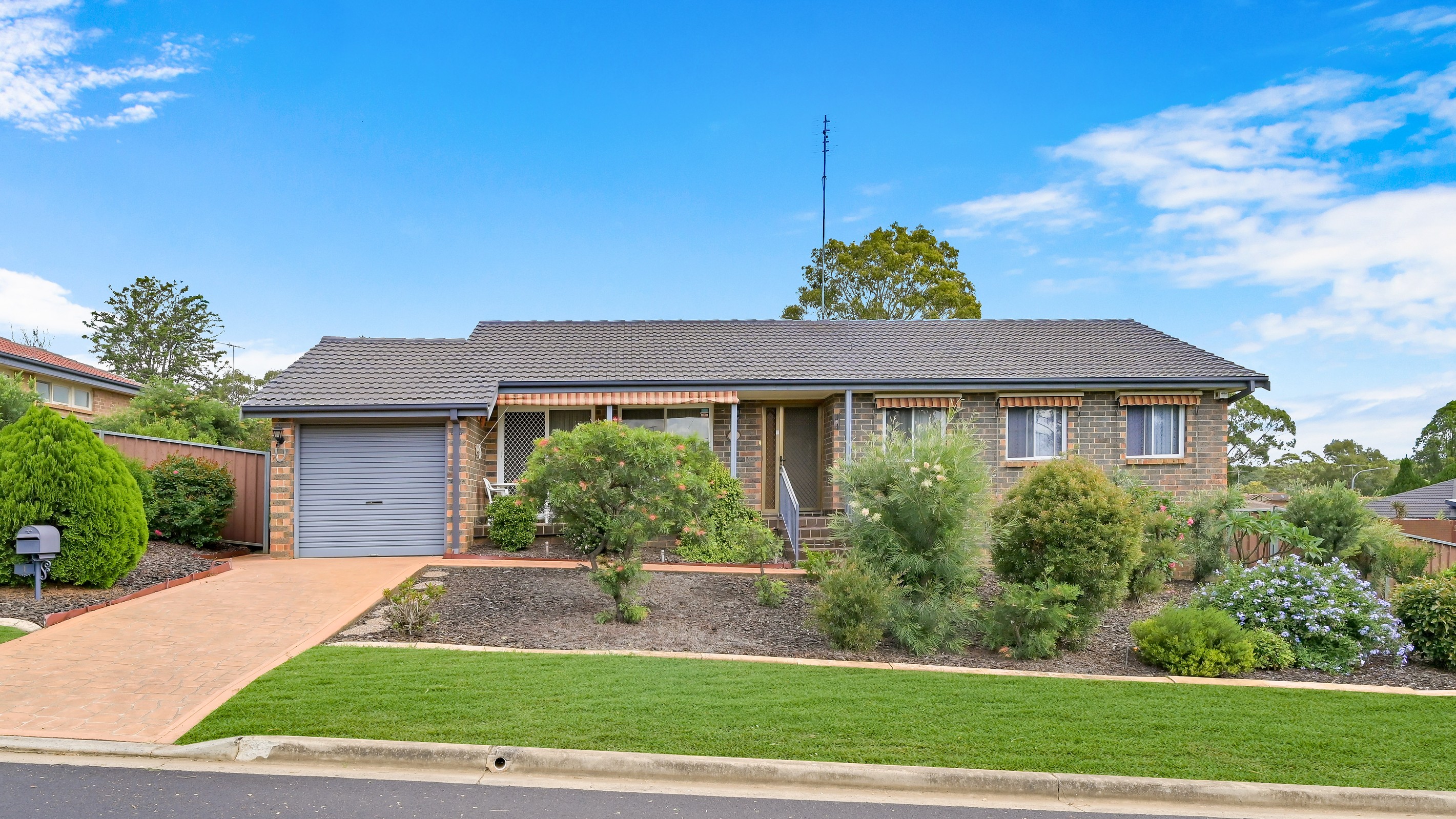 1 Tremlow Crescent, Ambarvale, NSW 2560
