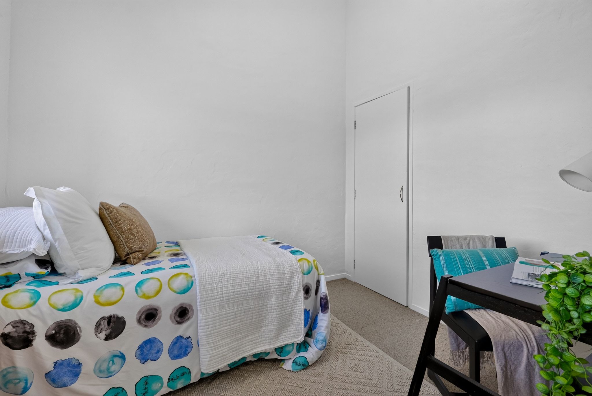 4/3 Glen Road, Browns Bay, North Shore City