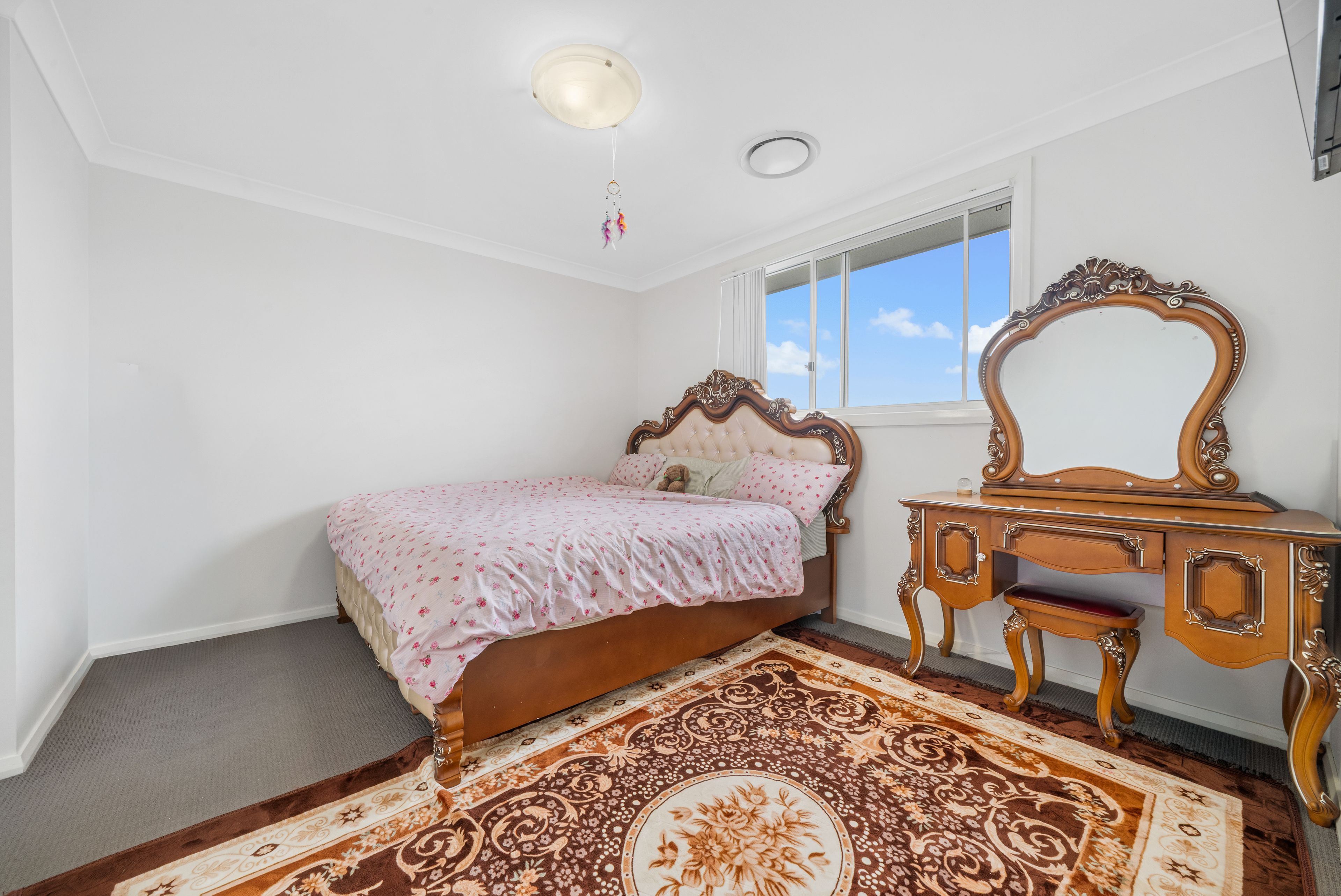 27 Ray Simpson Avenue — photo 6 of 14