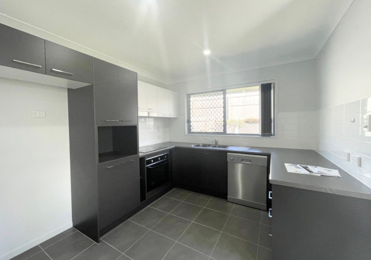 1/38 Awoonga Crescent, Morayfield, QLD 4506