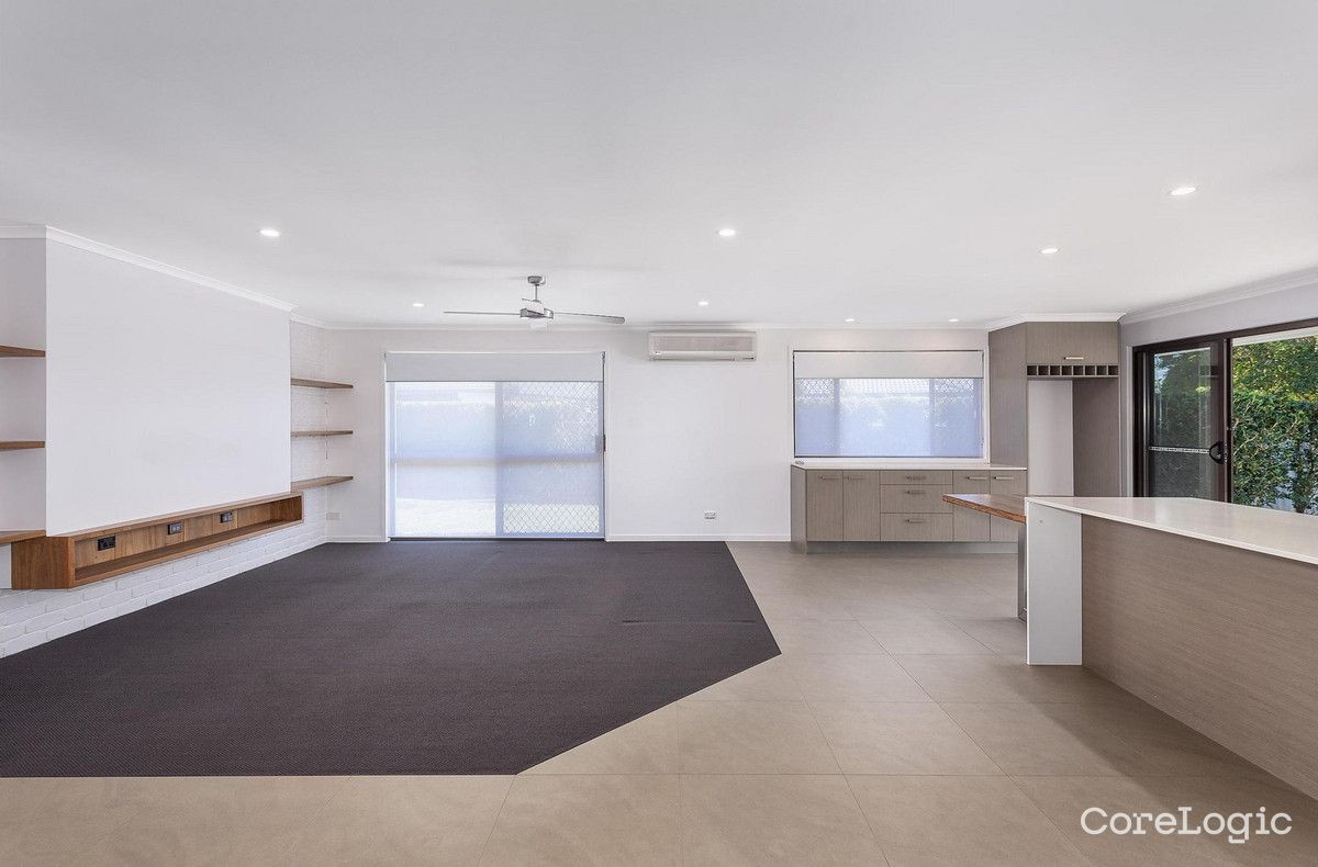 9 Cedar Court, Palm Beach, QLD 4221