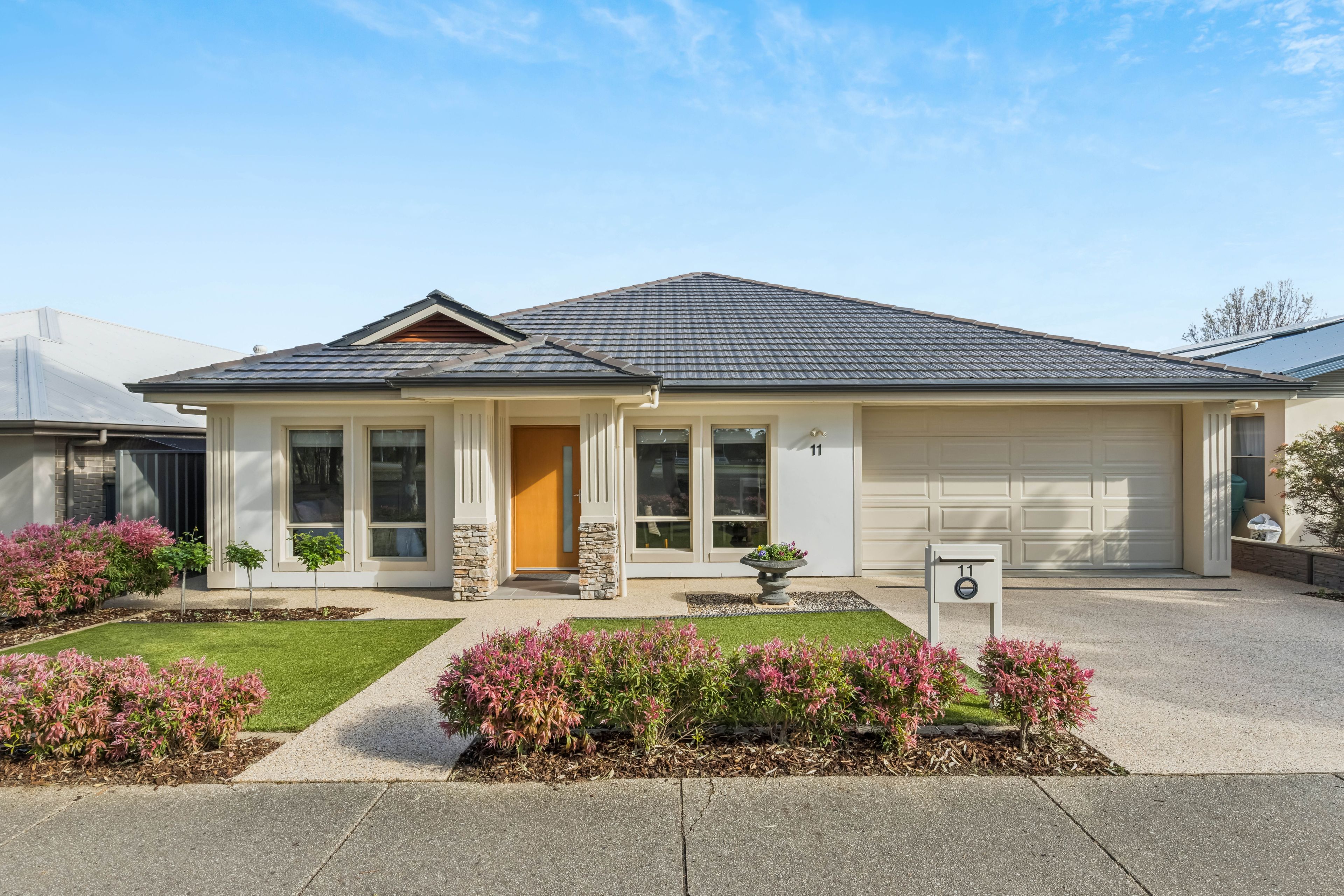 11 Craigburn Road — photo from Ray White Mount Barker