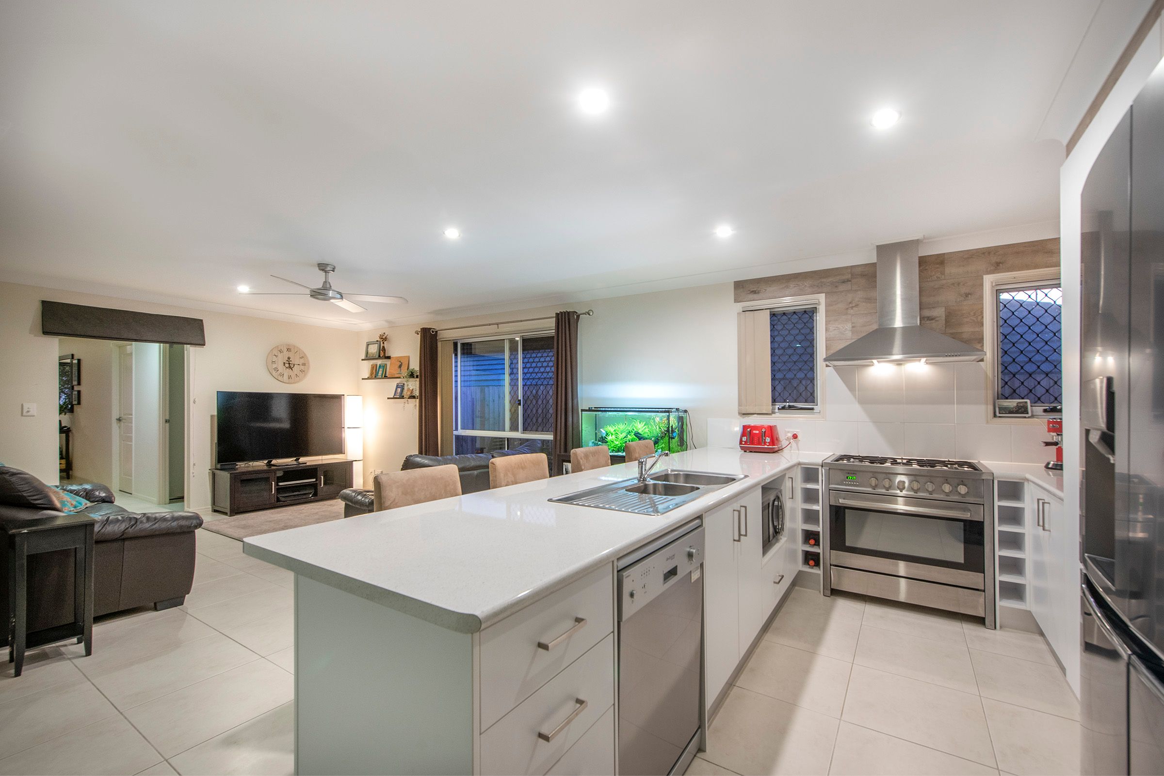 62 Outlook Drive, Waterford, QLD 4133