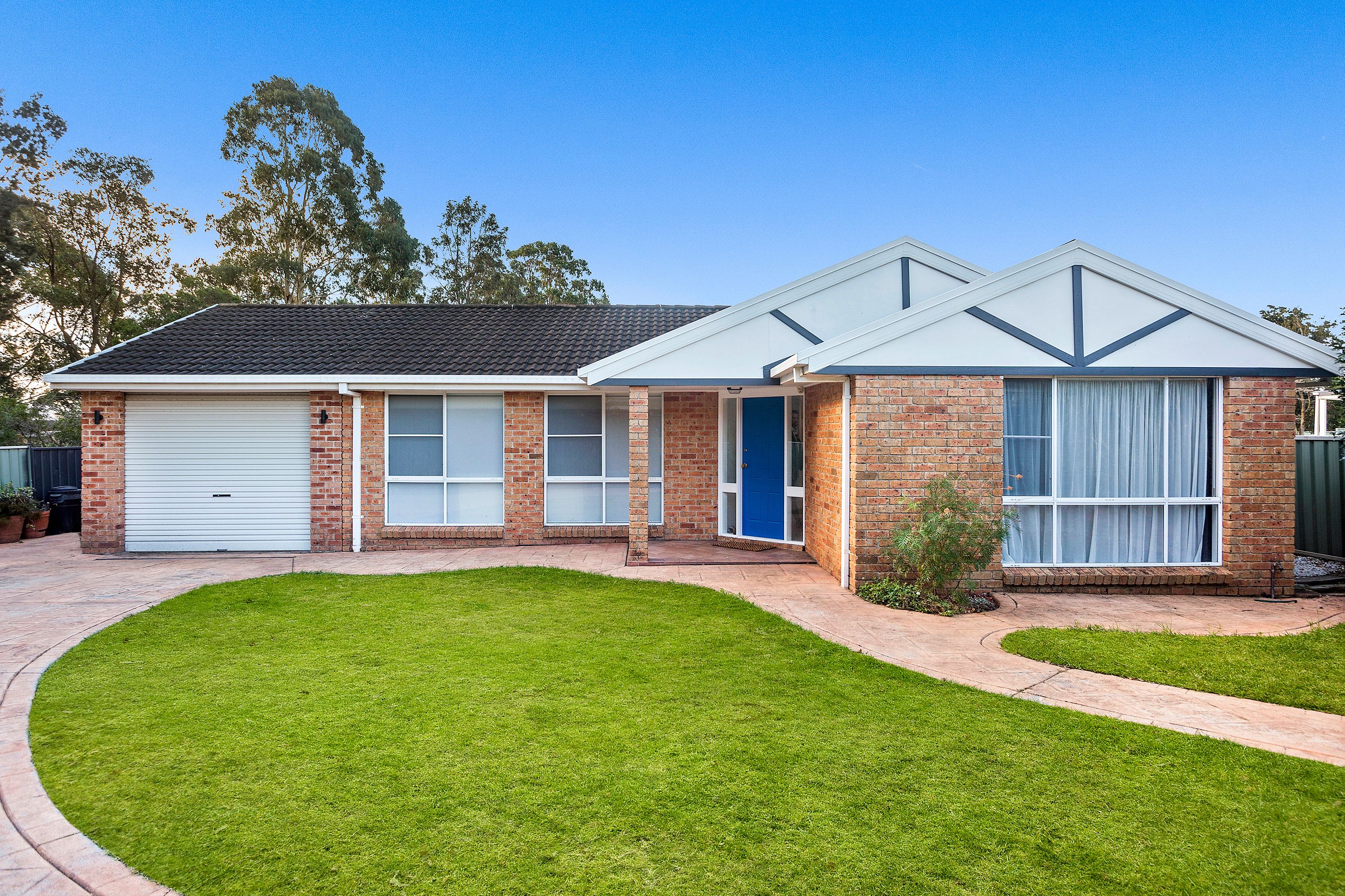 10 Normanby Place — photo 5 of 11