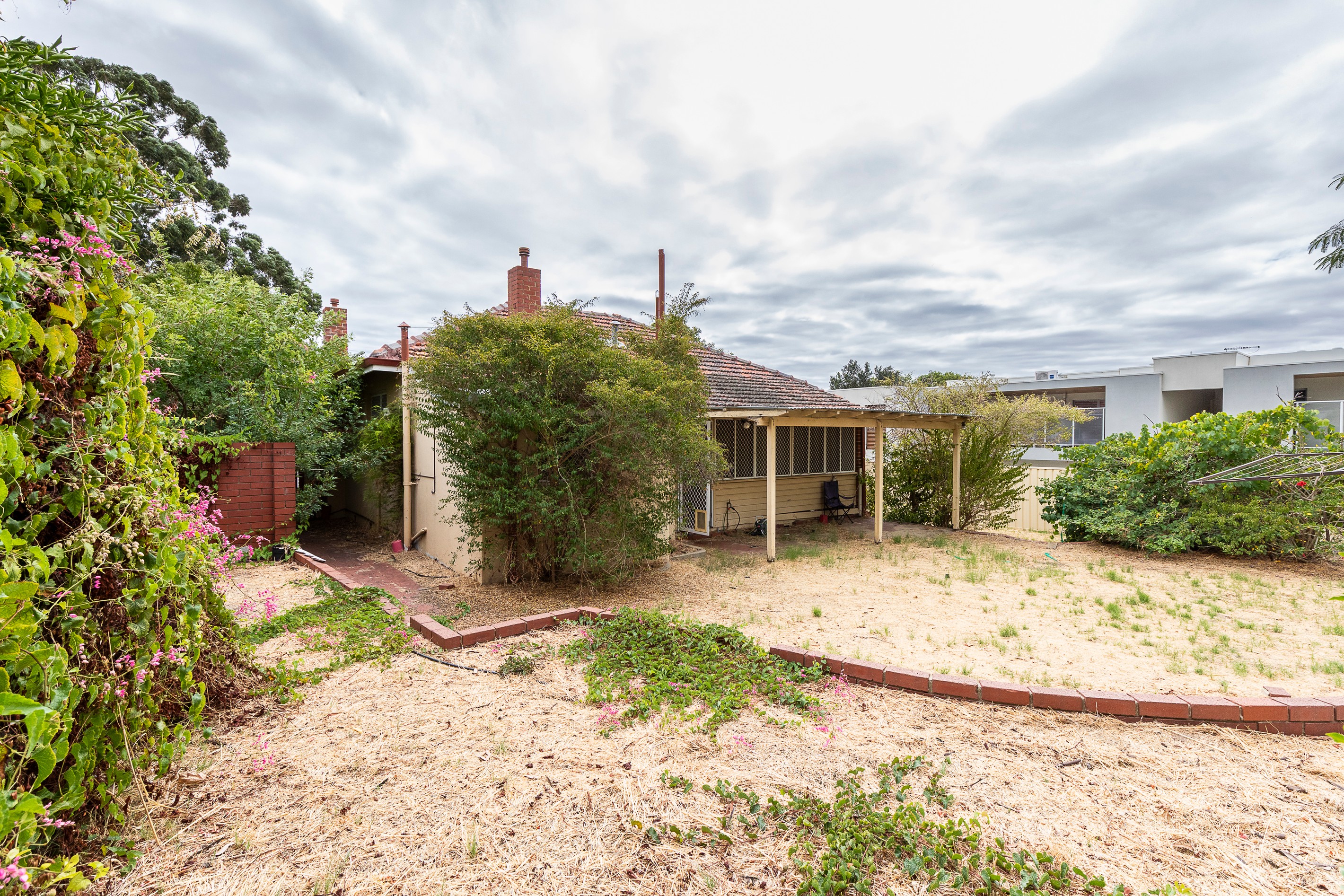 166 London Street, Joondanna, WA 6060