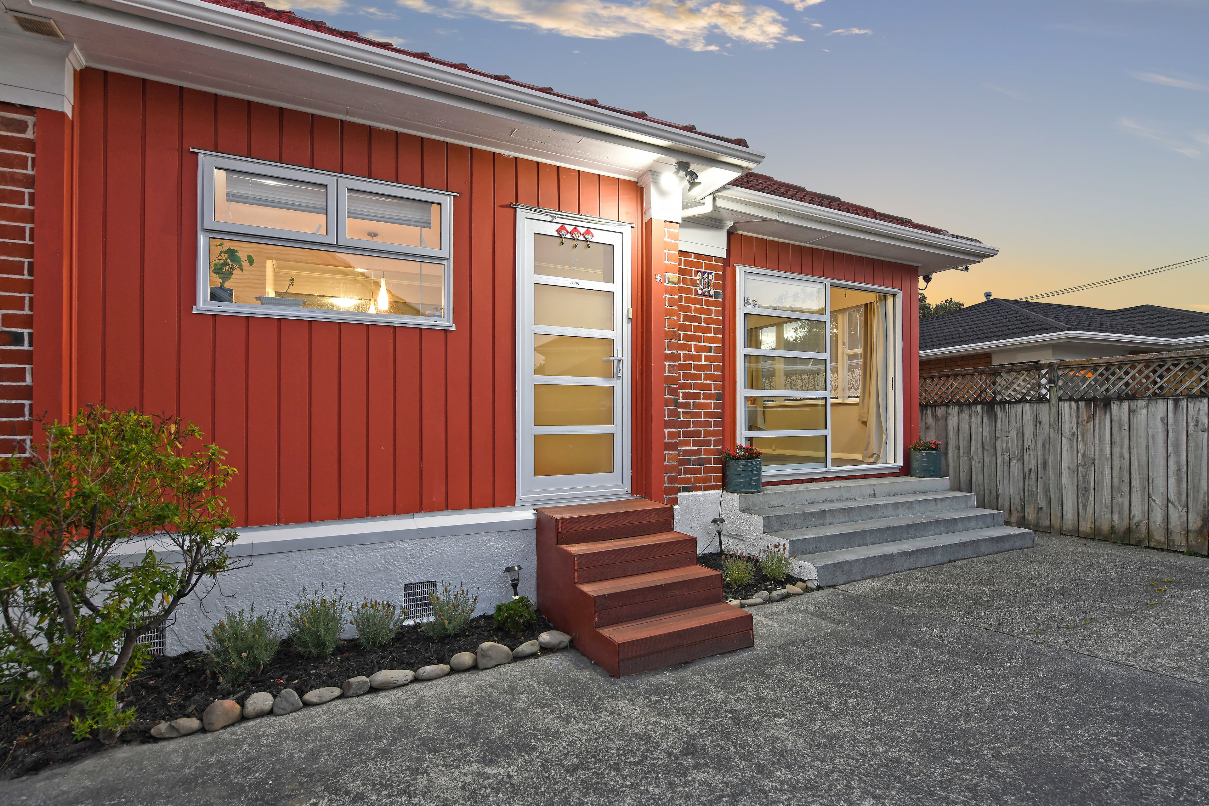 16a Cressy Street, Waterloo, Lower Hutt City