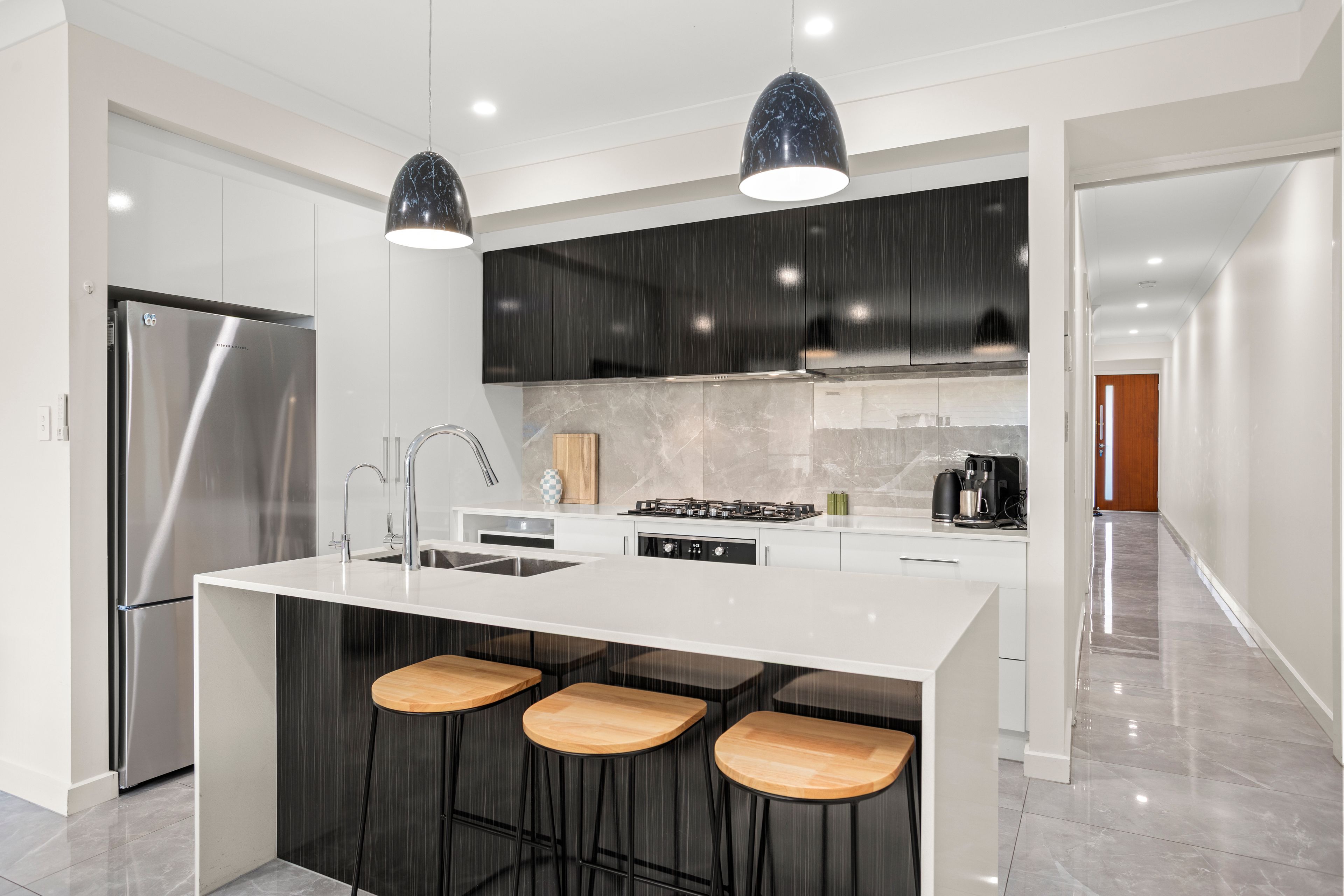 34 Lydia Street — photo 4 of 24