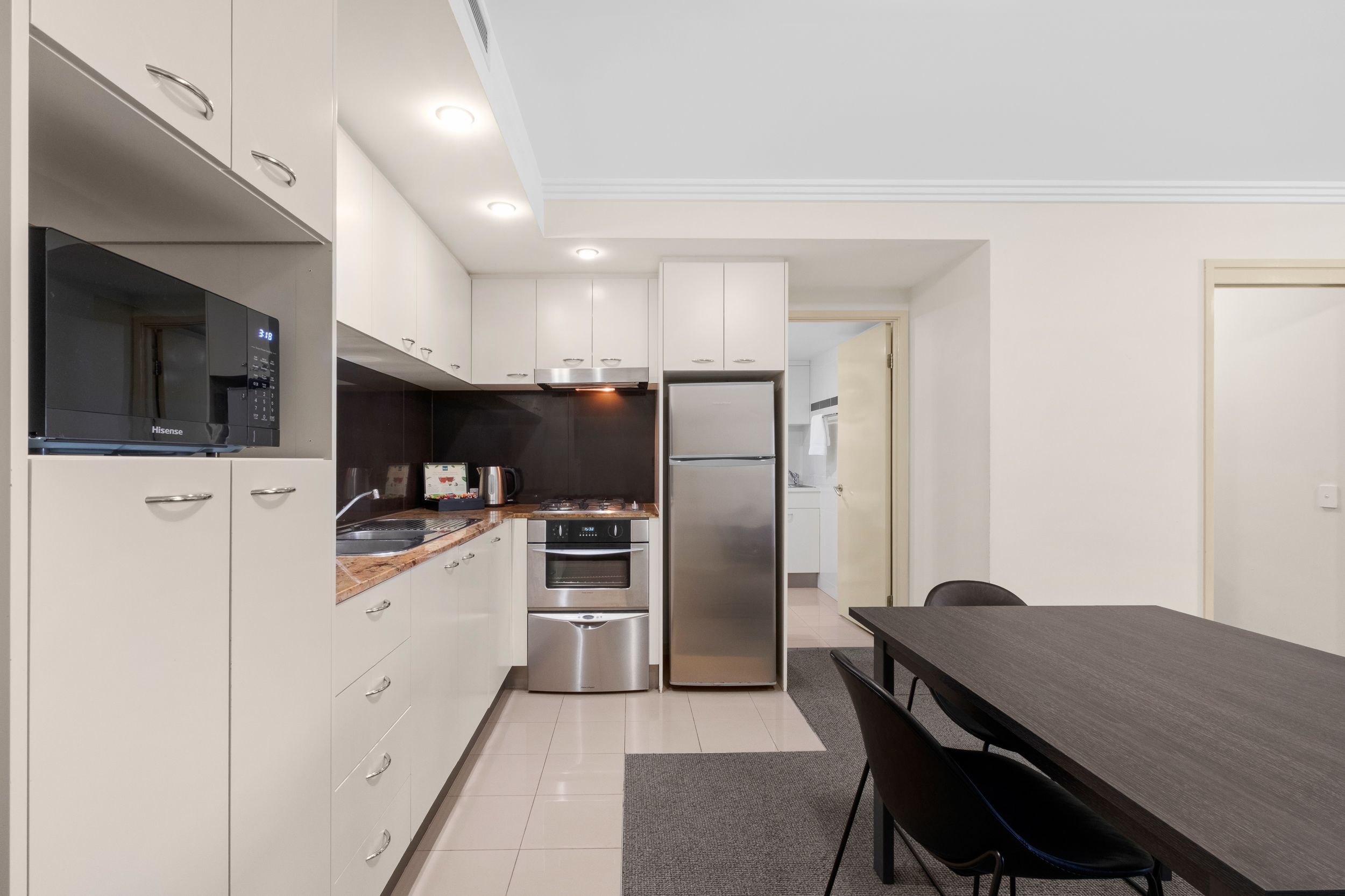 1002/70 Mary Street — photo 5 of 18