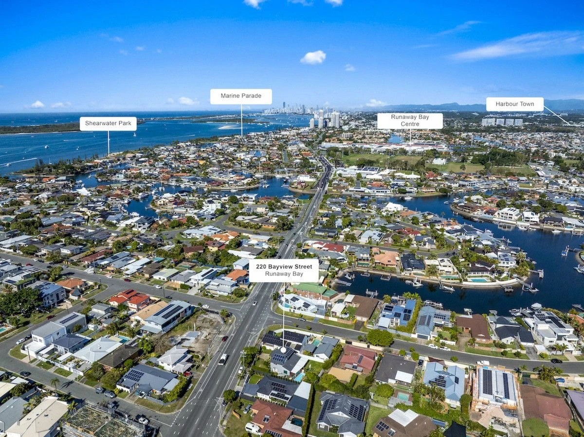 220 Bayview Street, Runaway Bay, QLD 4216