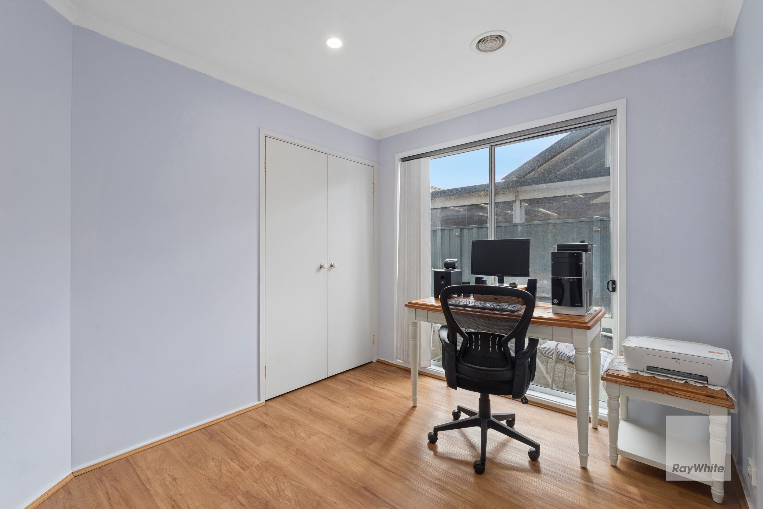 15 Paddington Grove — photo 7 of 17