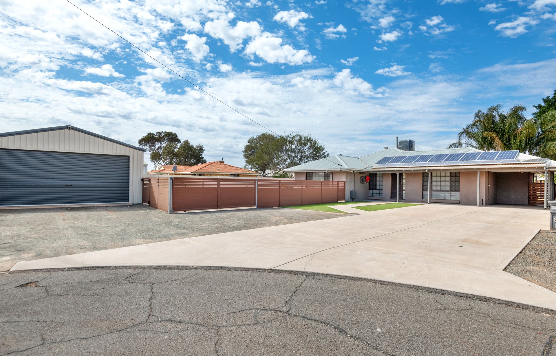 6 Jugan Place, Hannans WA 6430