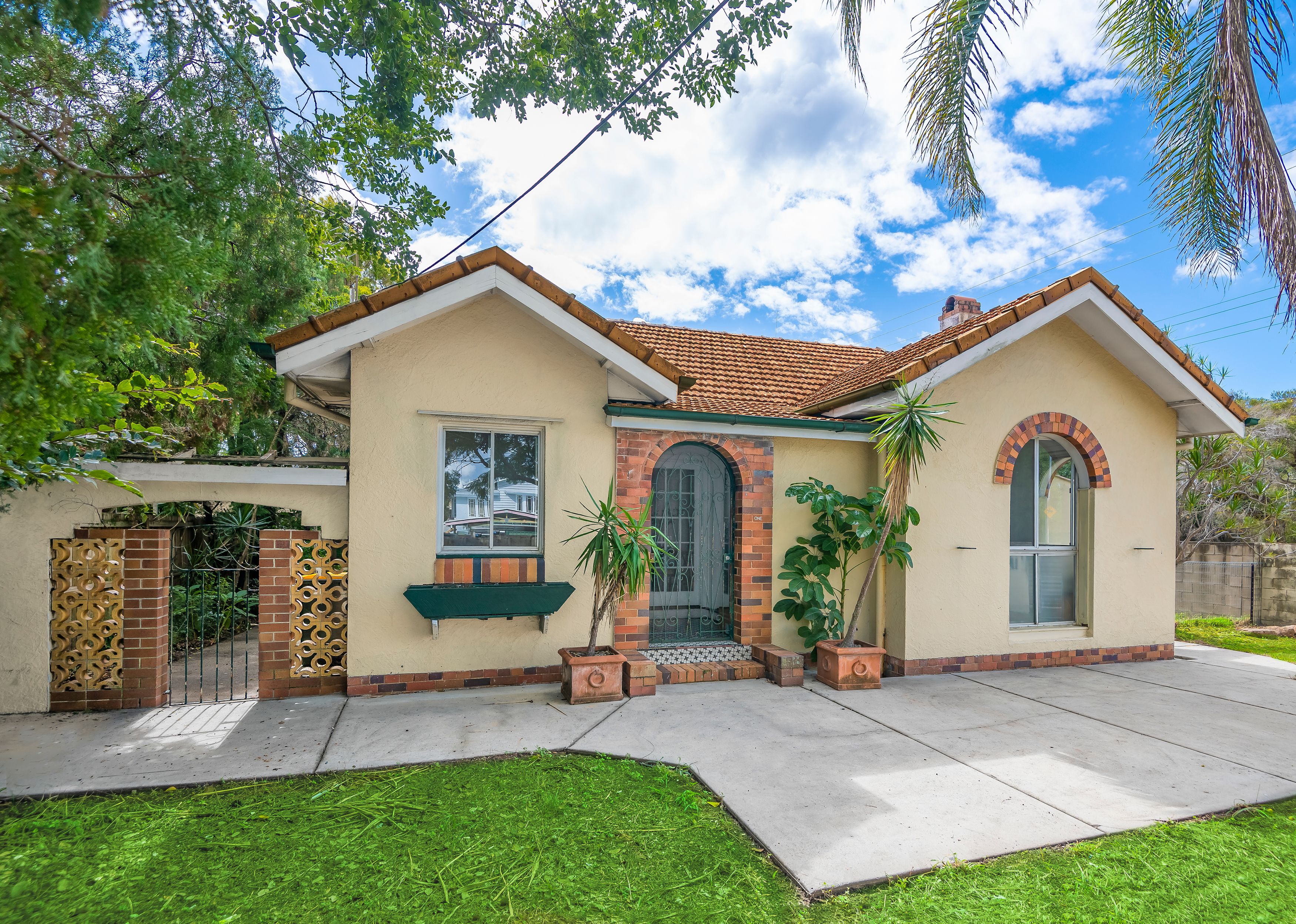 1 Harding Street, Hendra, QLD 4011