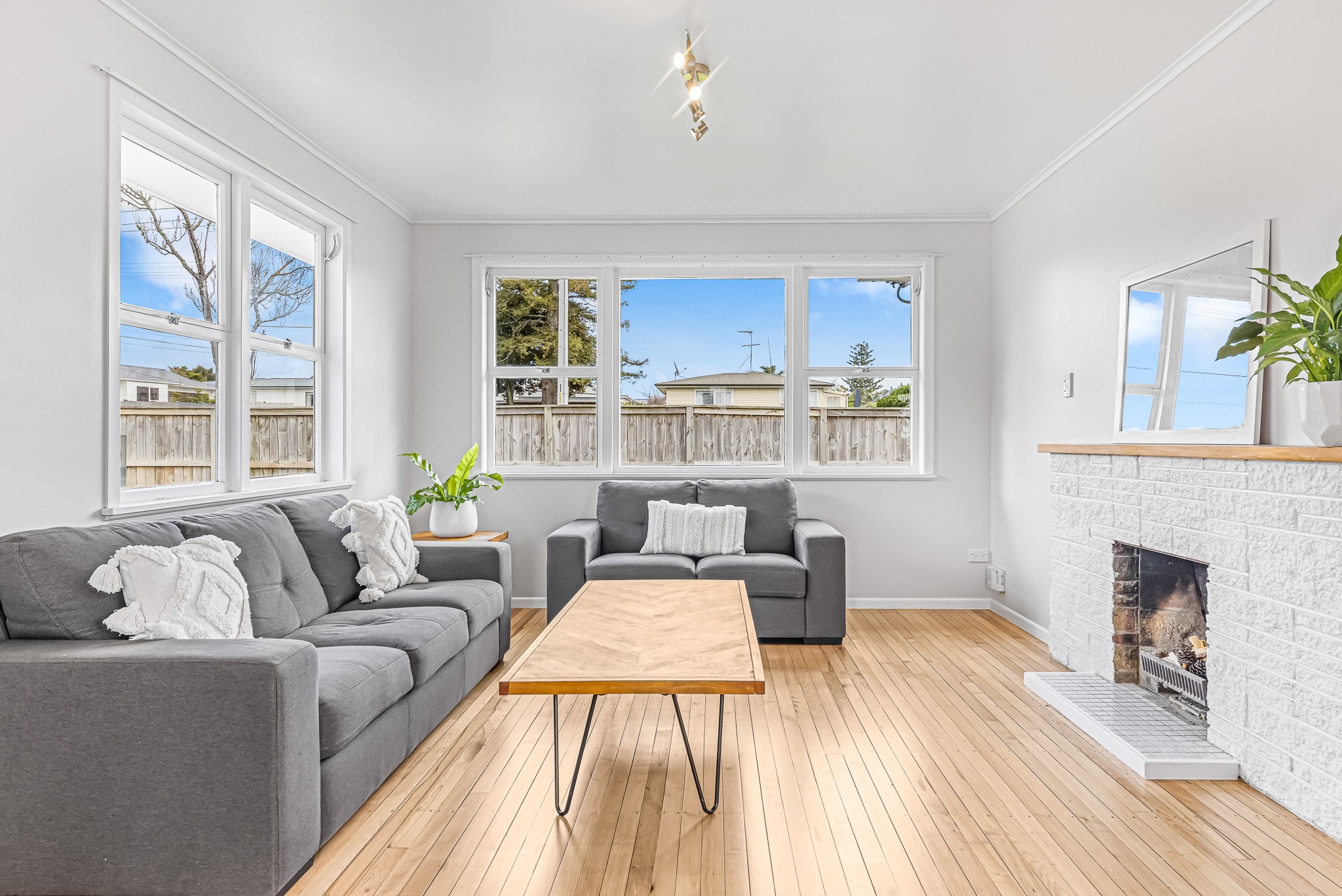 1/221 Birkdale Road, Birkdale, North Shore City