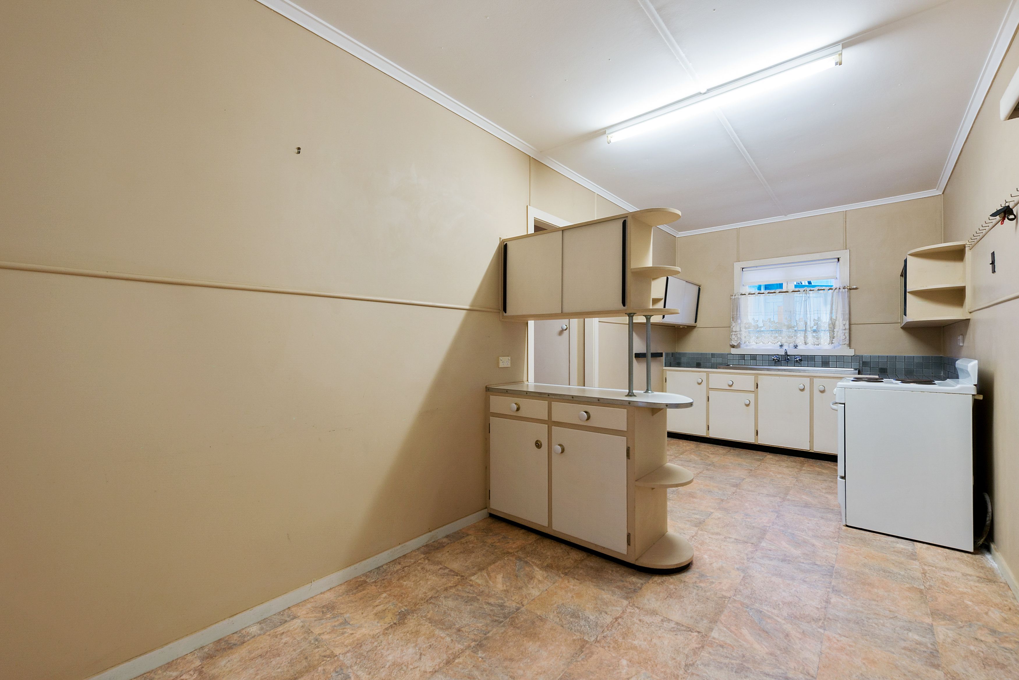 13 Campbell Street, Scarborough, QLD 4020