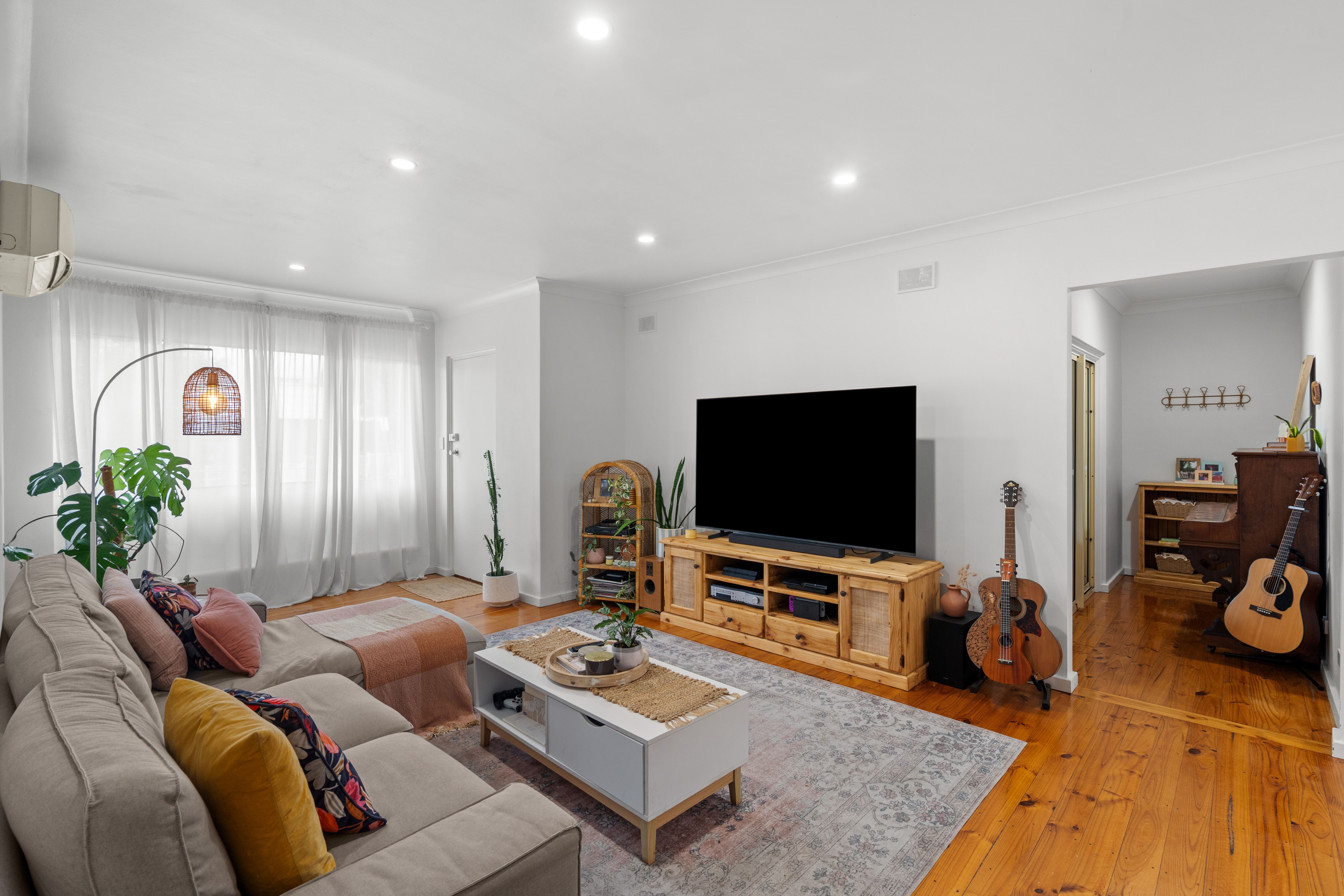 2/13 James Avenue — photo from Ray White Glenelg