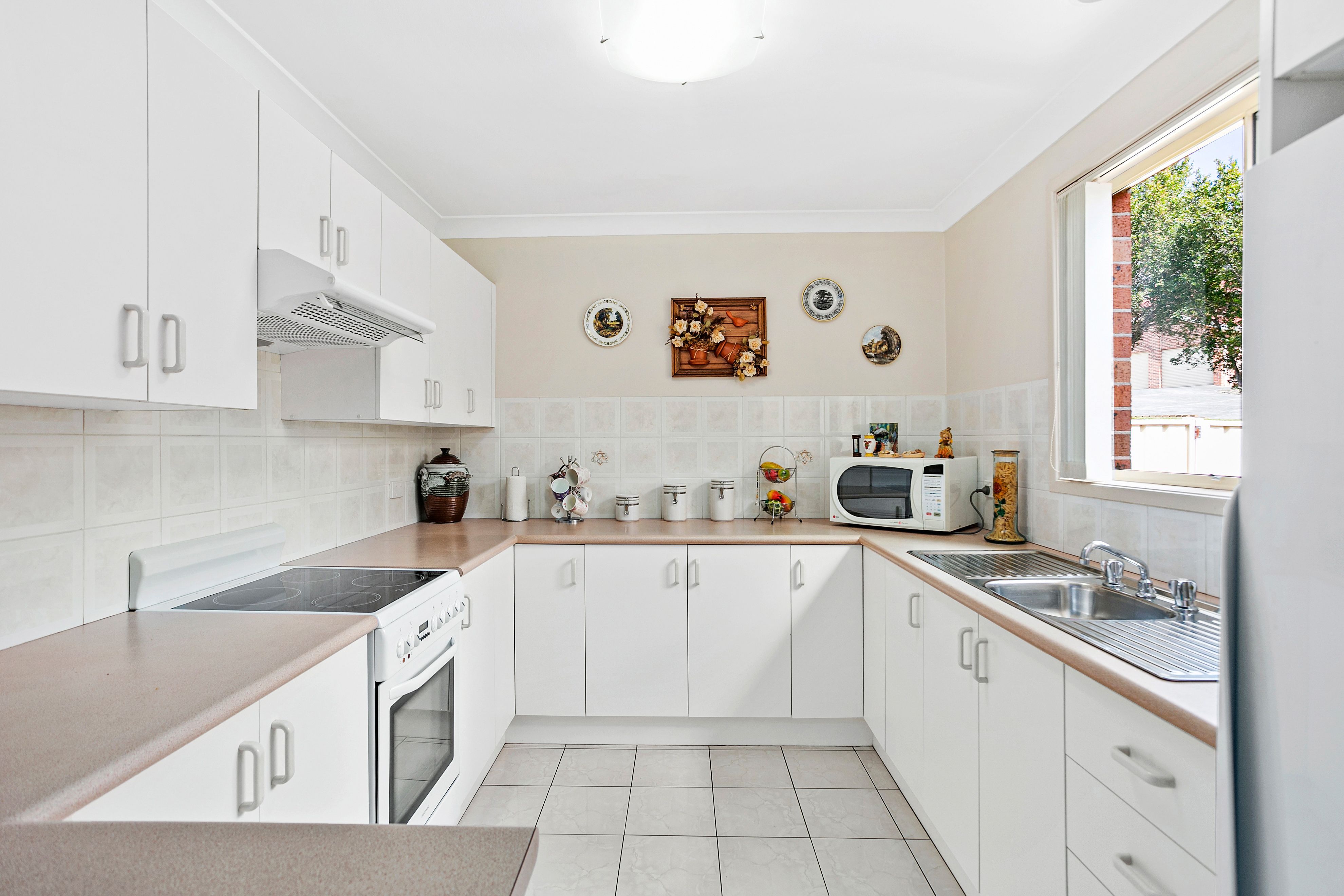2/9 Panbula Place, Flinders, NSW 2529