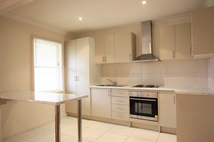 37 Brudenell Avenue, Leumeah, NSW 2560