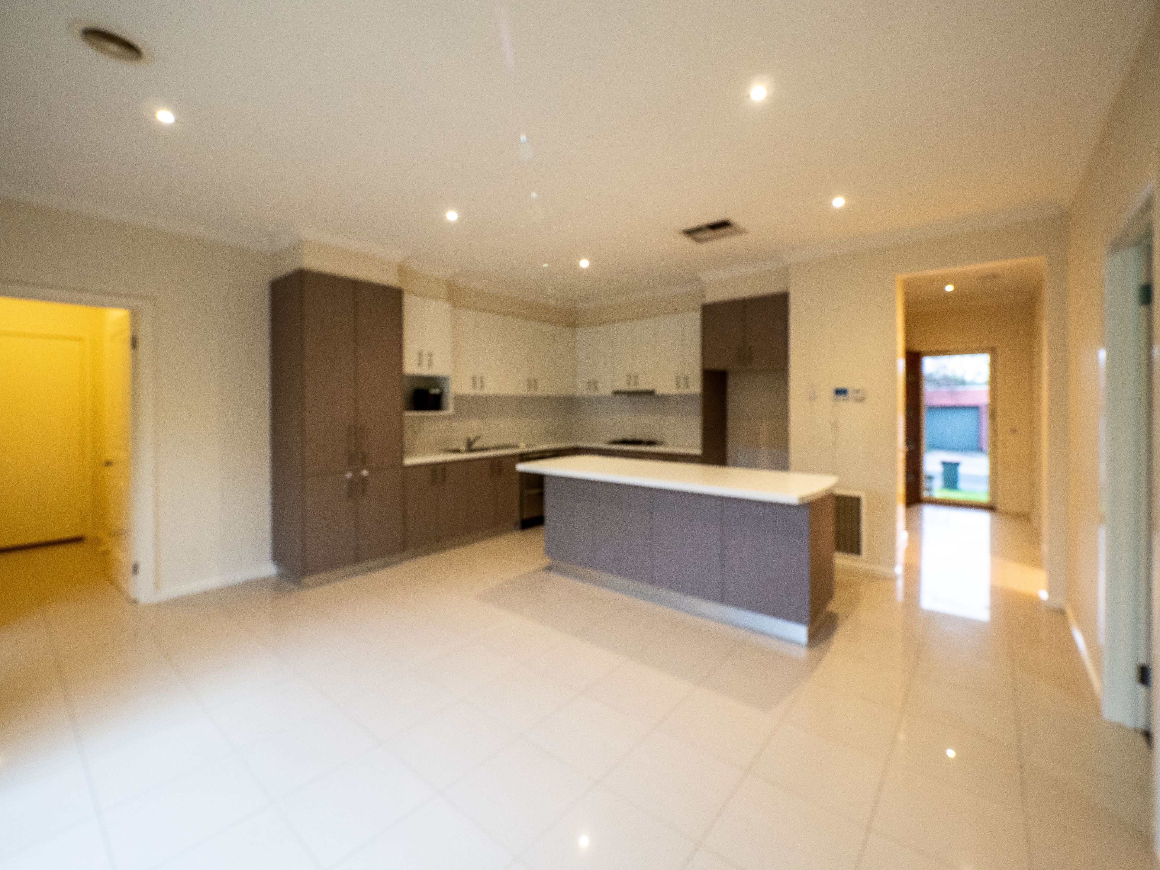 2/10 Railway Parade South, Chadstone, VIC 3148