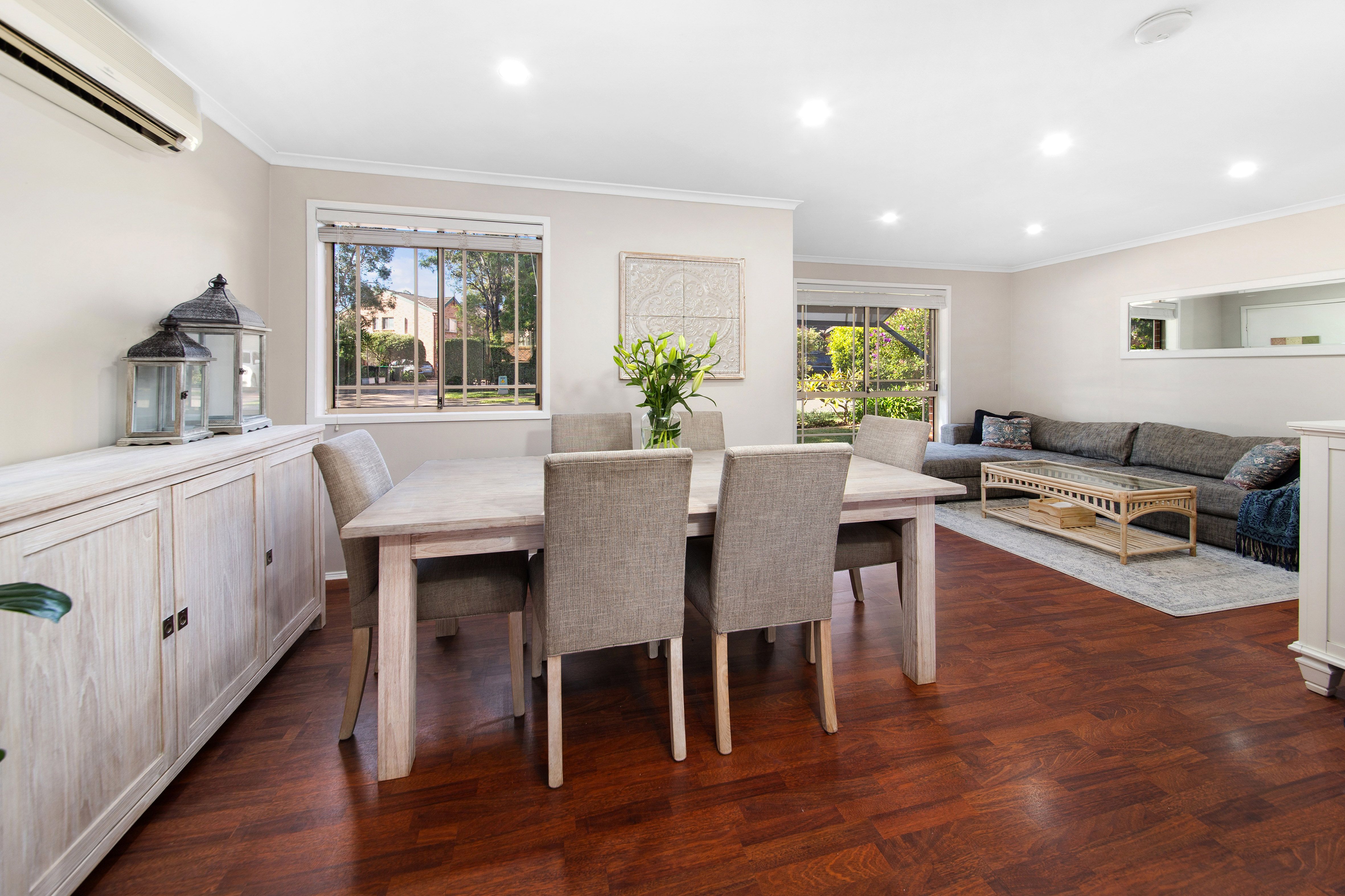 1/4 Owen Jones Row, Menai, NSW 2234