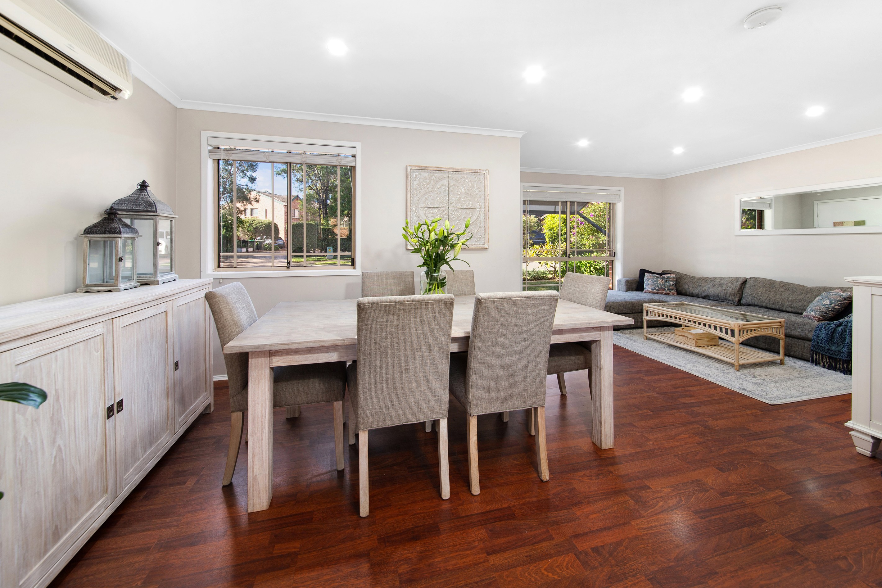 1/4 Owen Jones Row, Menai, NSW 2234