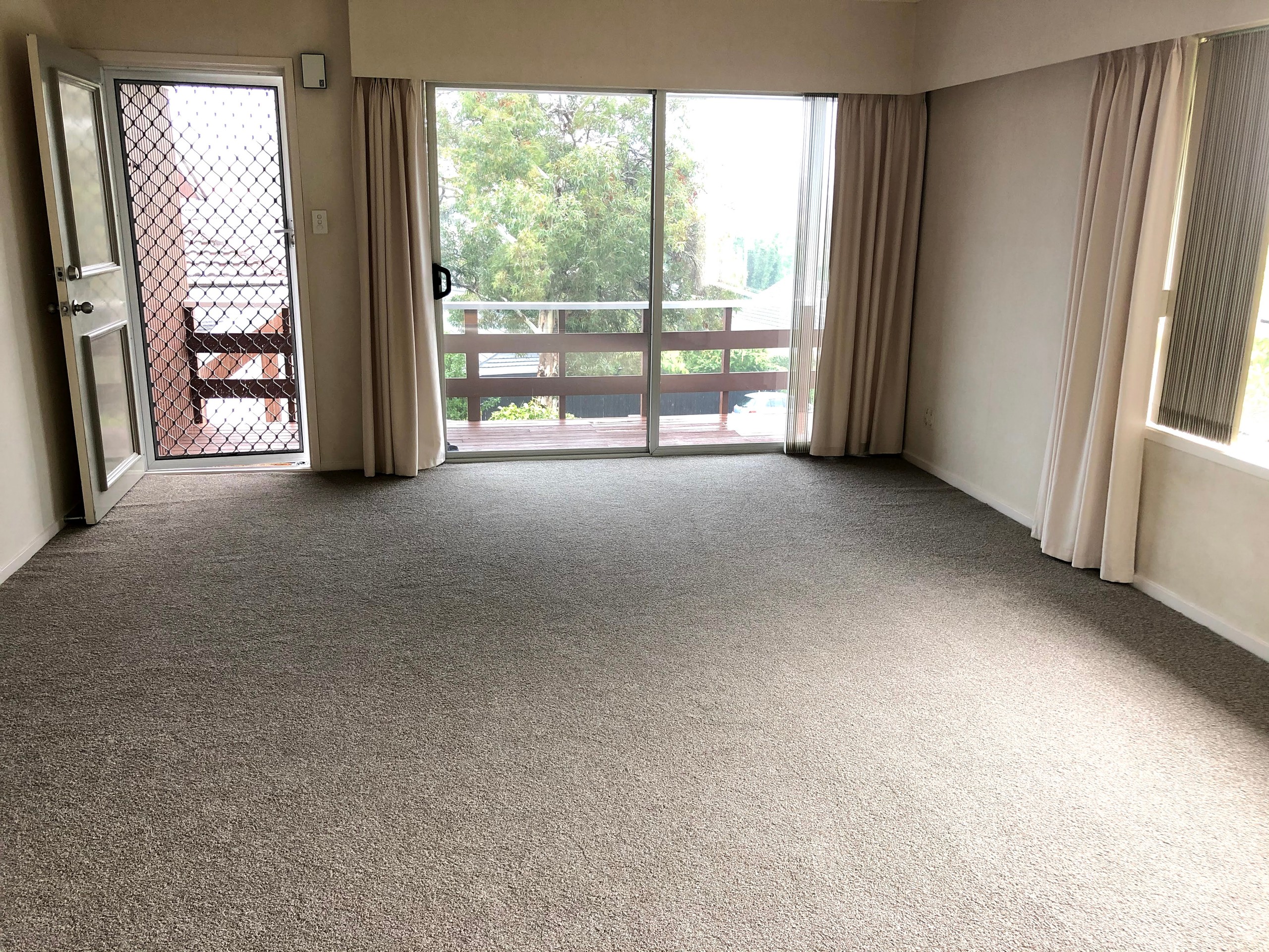 2/82 Newhaven Road, Mairangi Bay, North Shore City