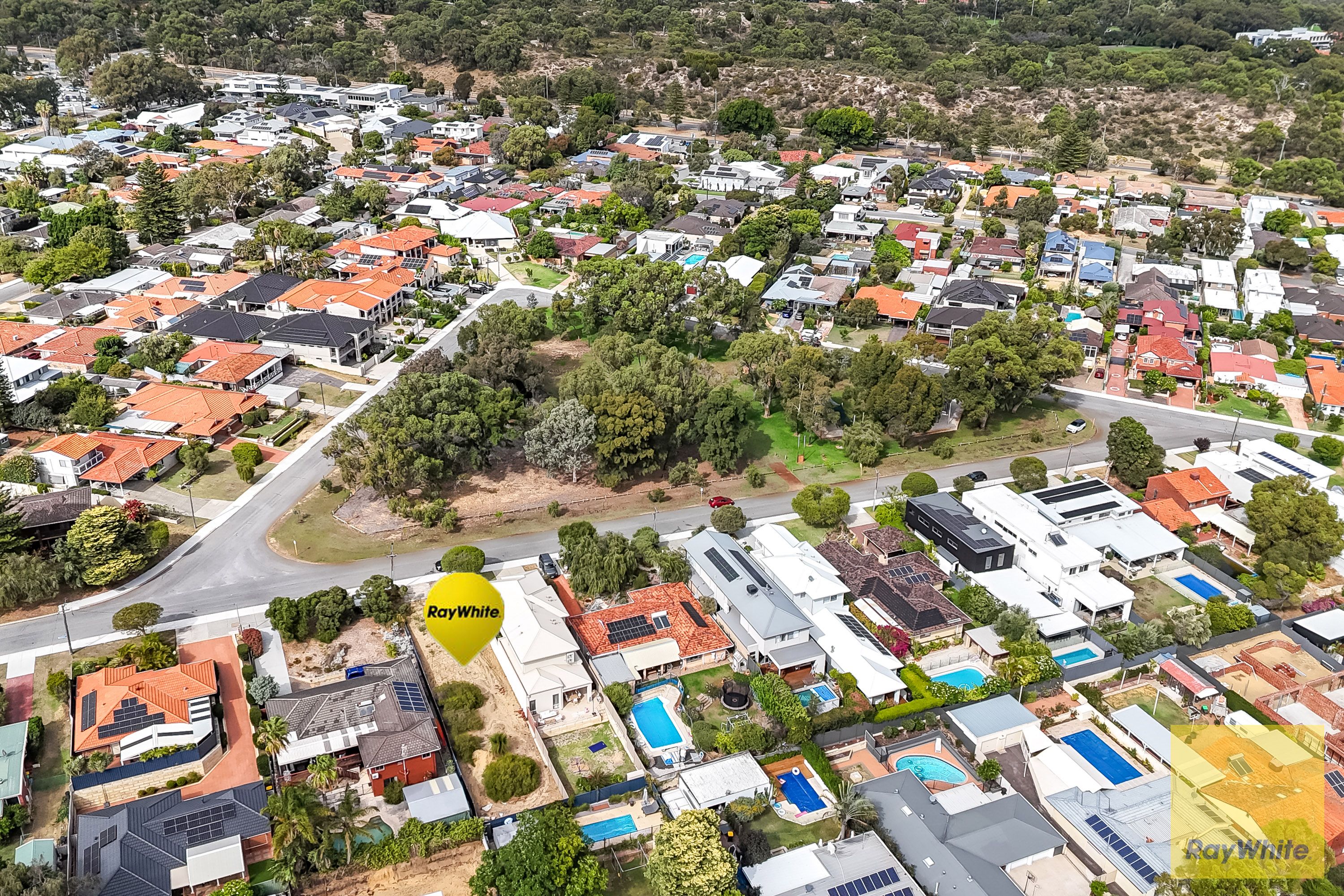17B Draycott Street, Karrinyup, WA 6018