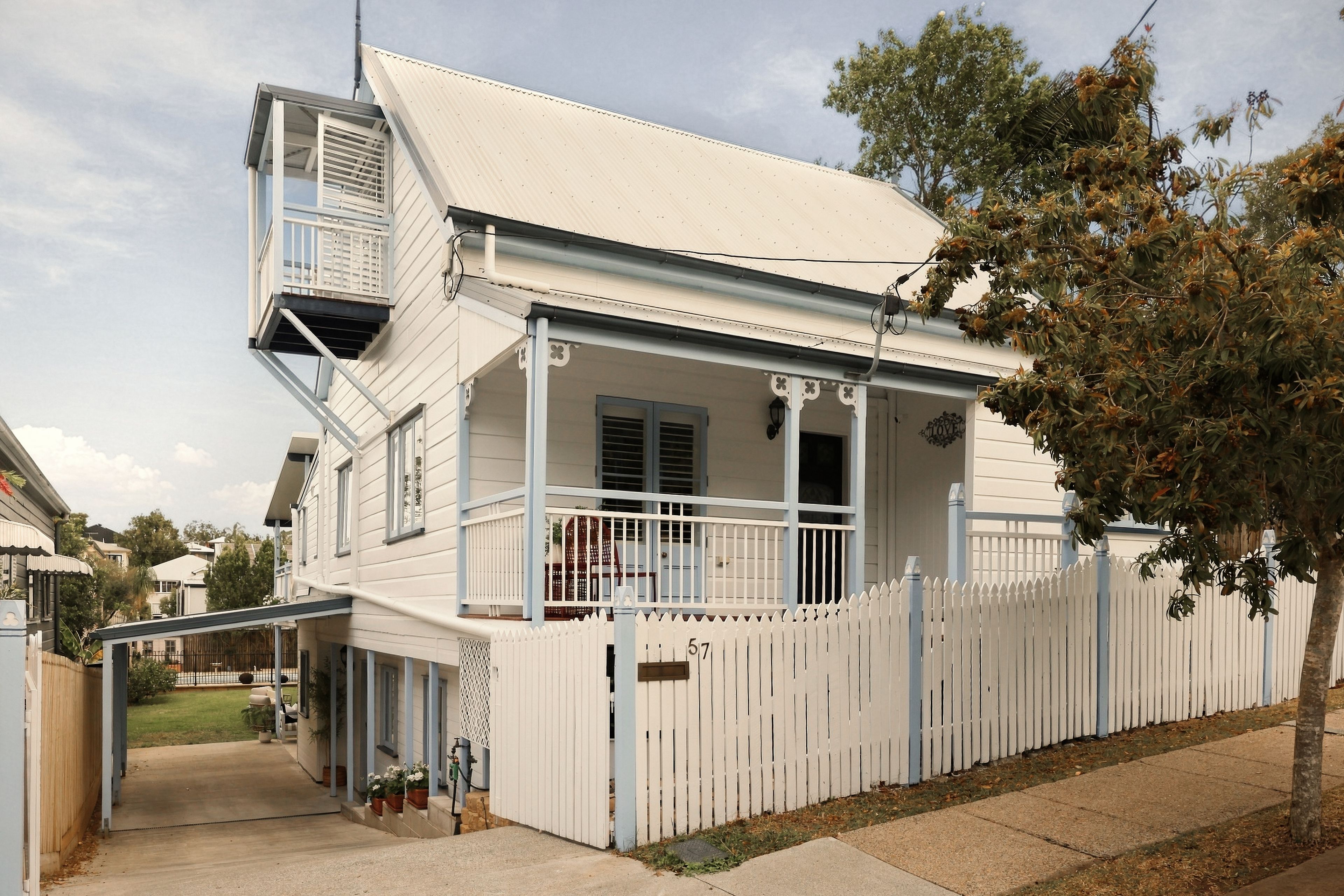 57 Park Road West — photo from Ray White New Farm
