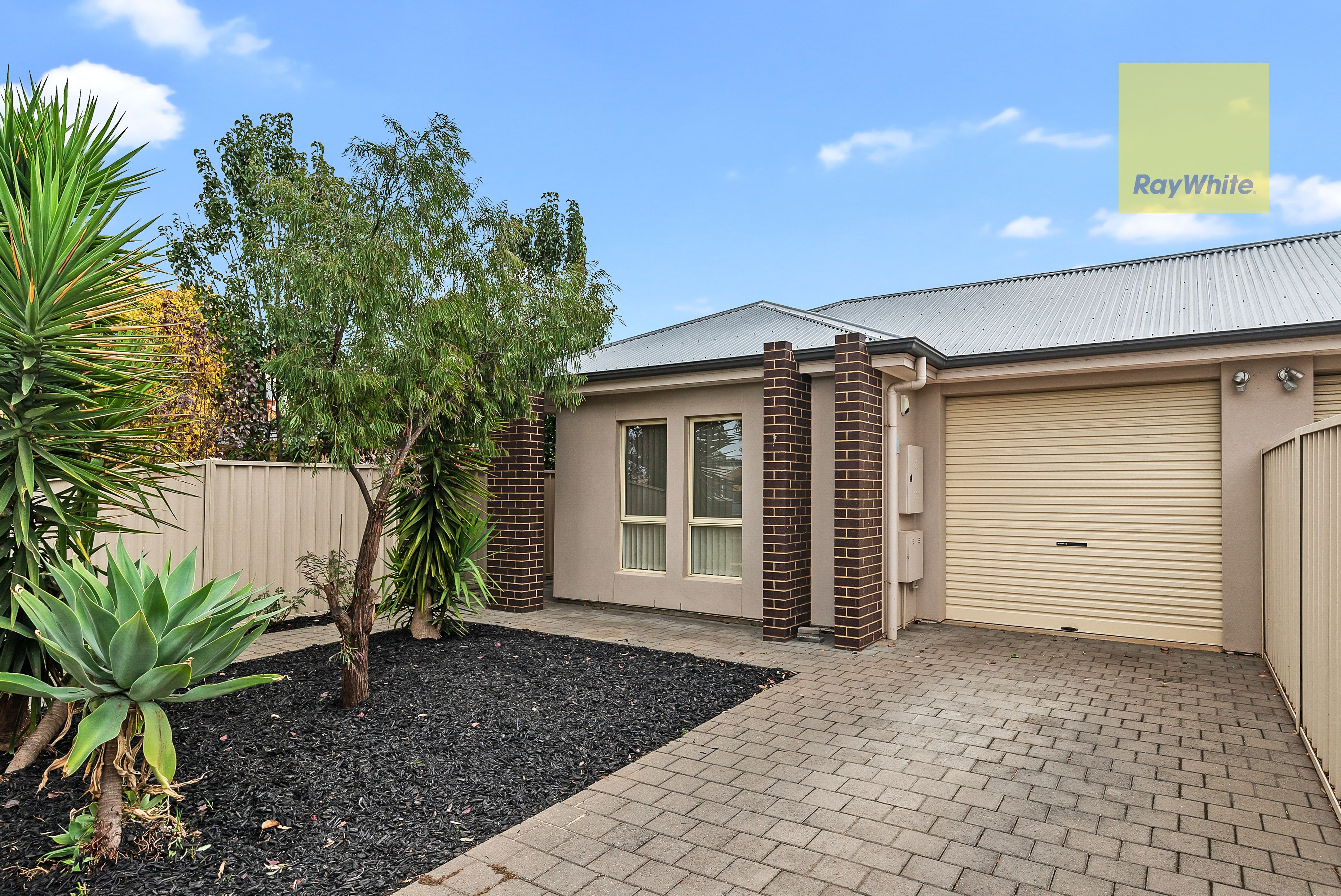 9A Sandison Avenue, Park Holme, SA 5043