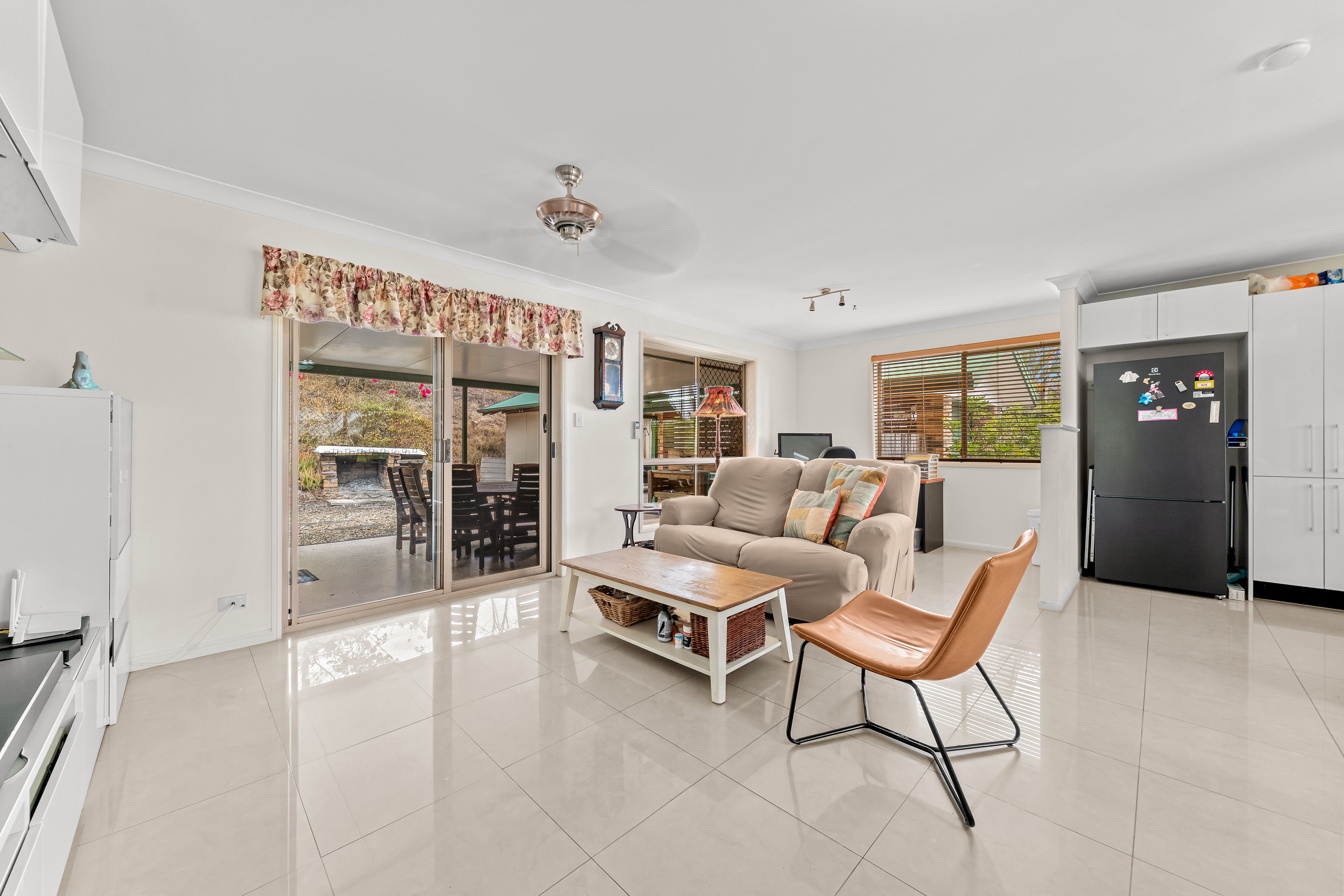 21 Leighton Drive — photo 5 of 30