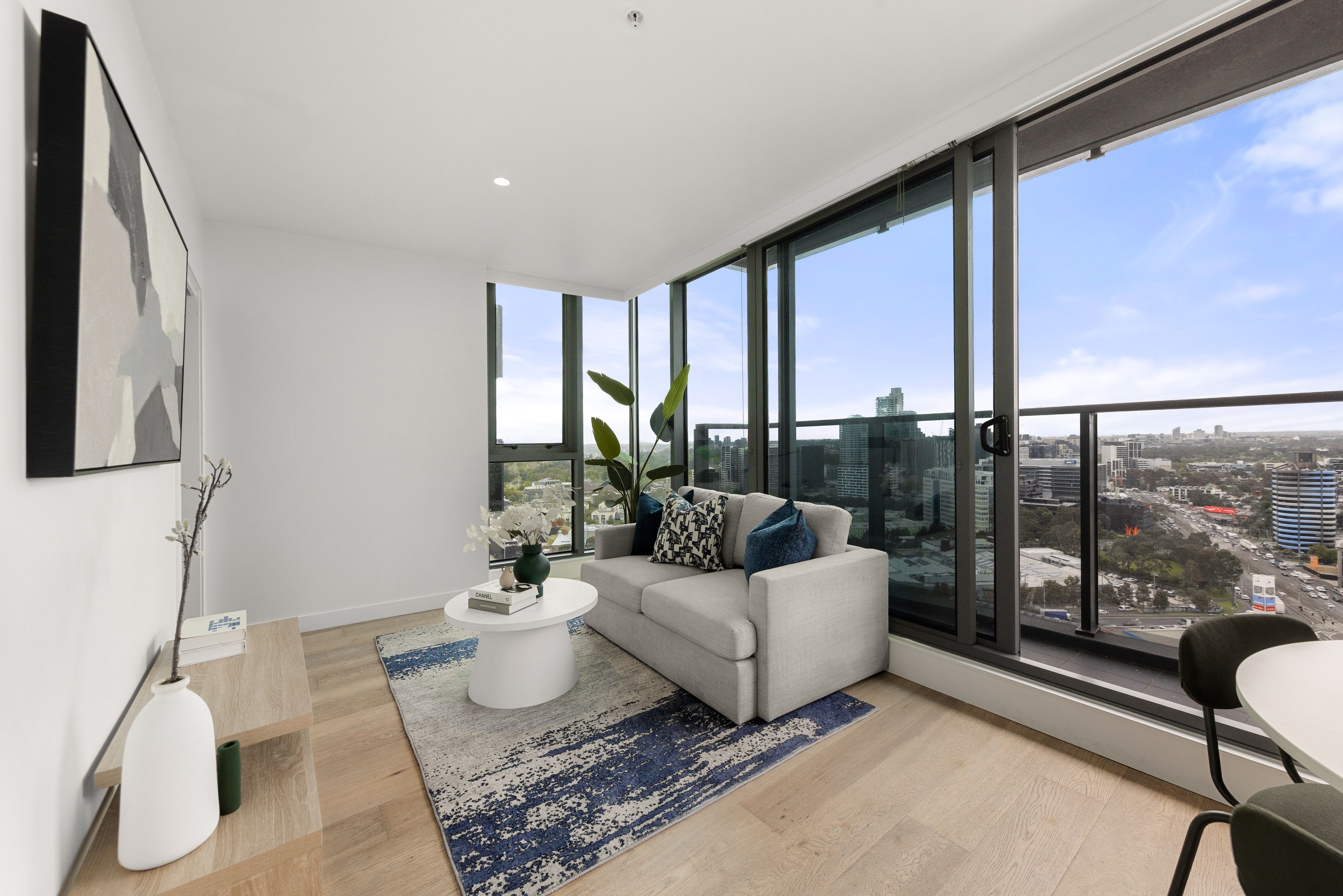 2302W/48 Balston Street — photo 5 of 29