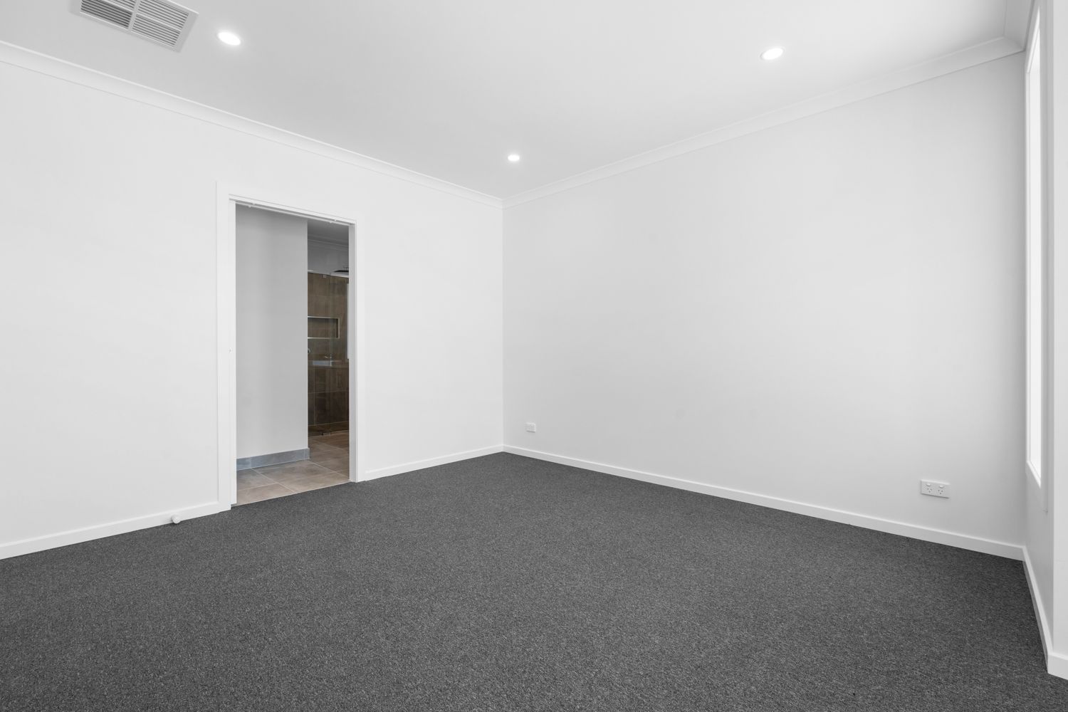5 Scoparia Court — photo 3 of 6
