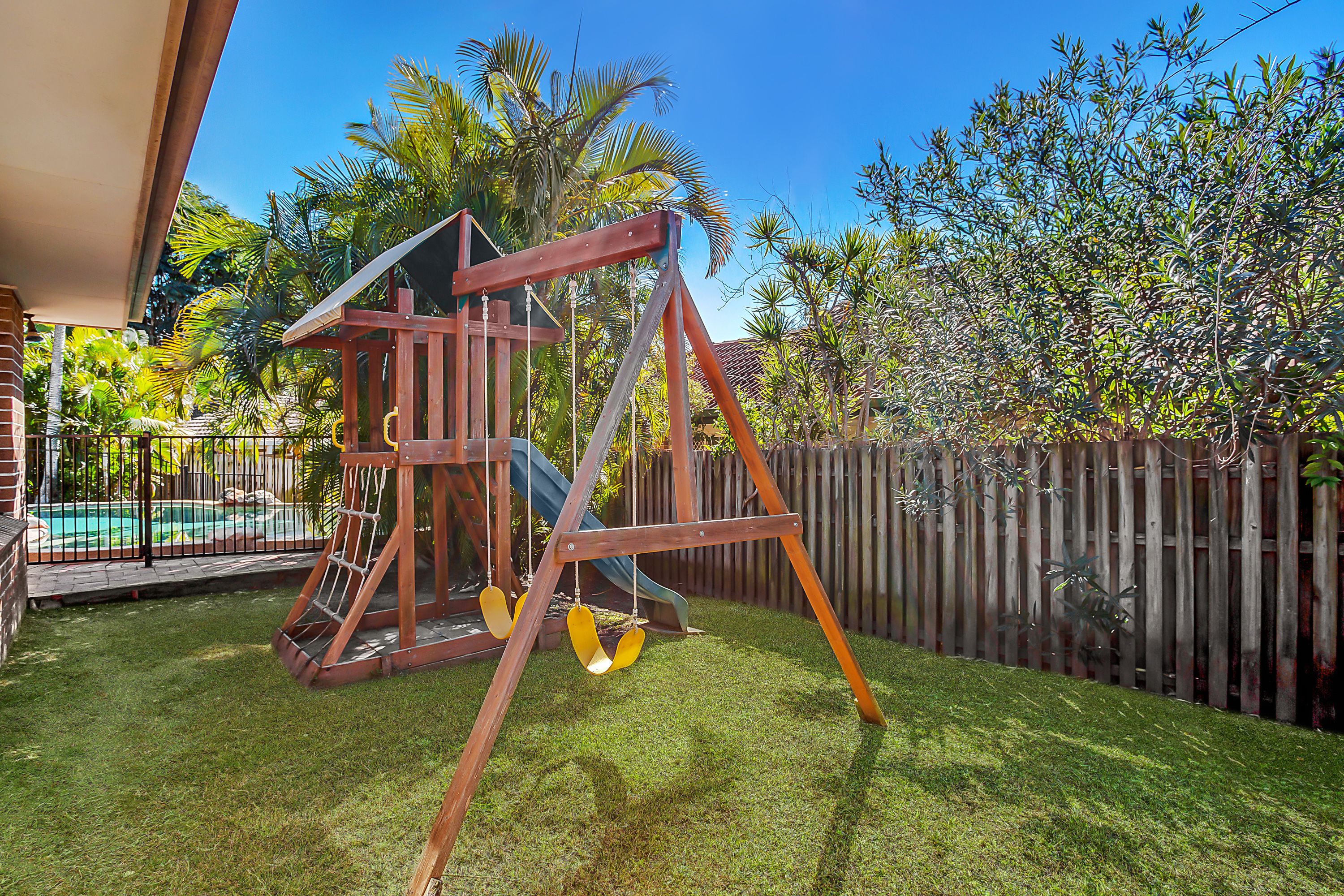3 Highett Place, Robina, QLD 4226