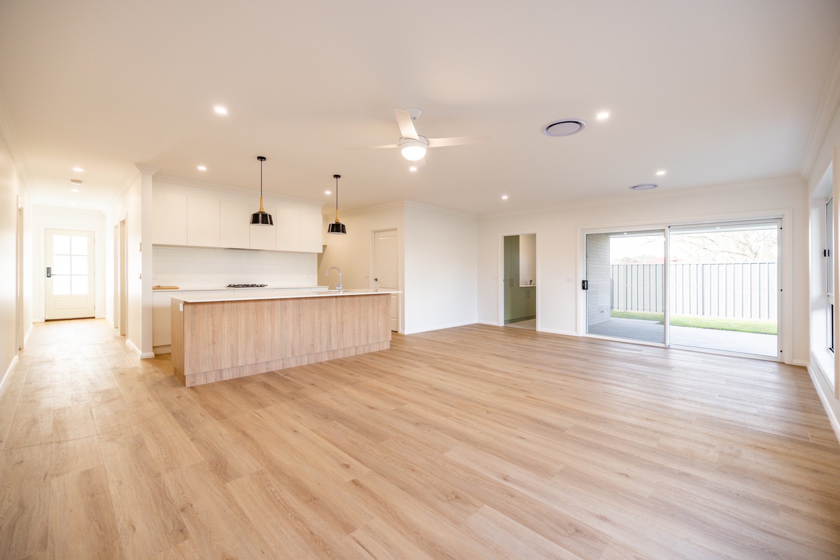 Units 3-4/103A Fitzroy Street, Tumut, NSW 2720