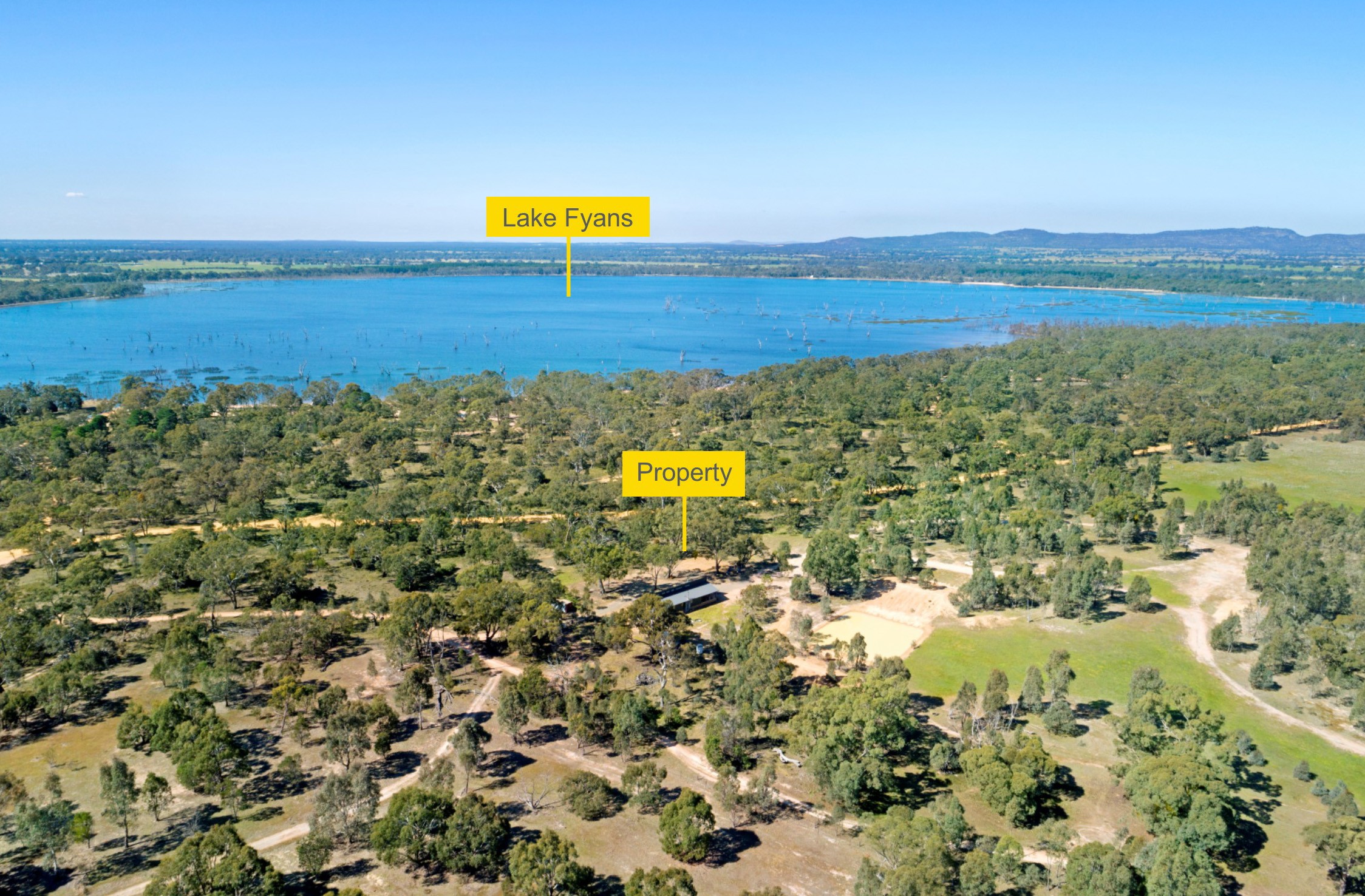 273 Kelleys Beach Road, Lake Fyans, VIC 3381