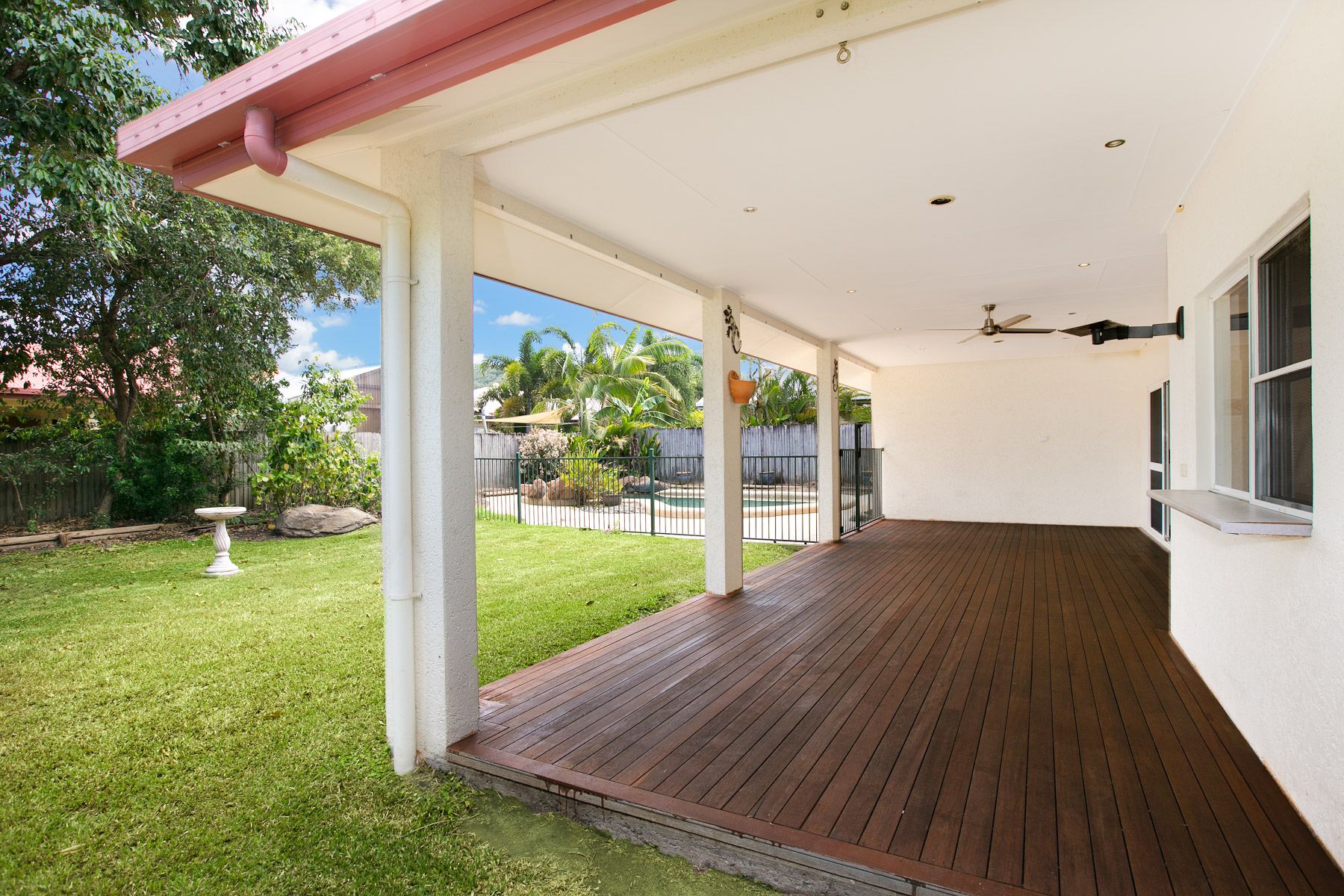 6 Castaways Close, Kewarra Beach, QLD 4879