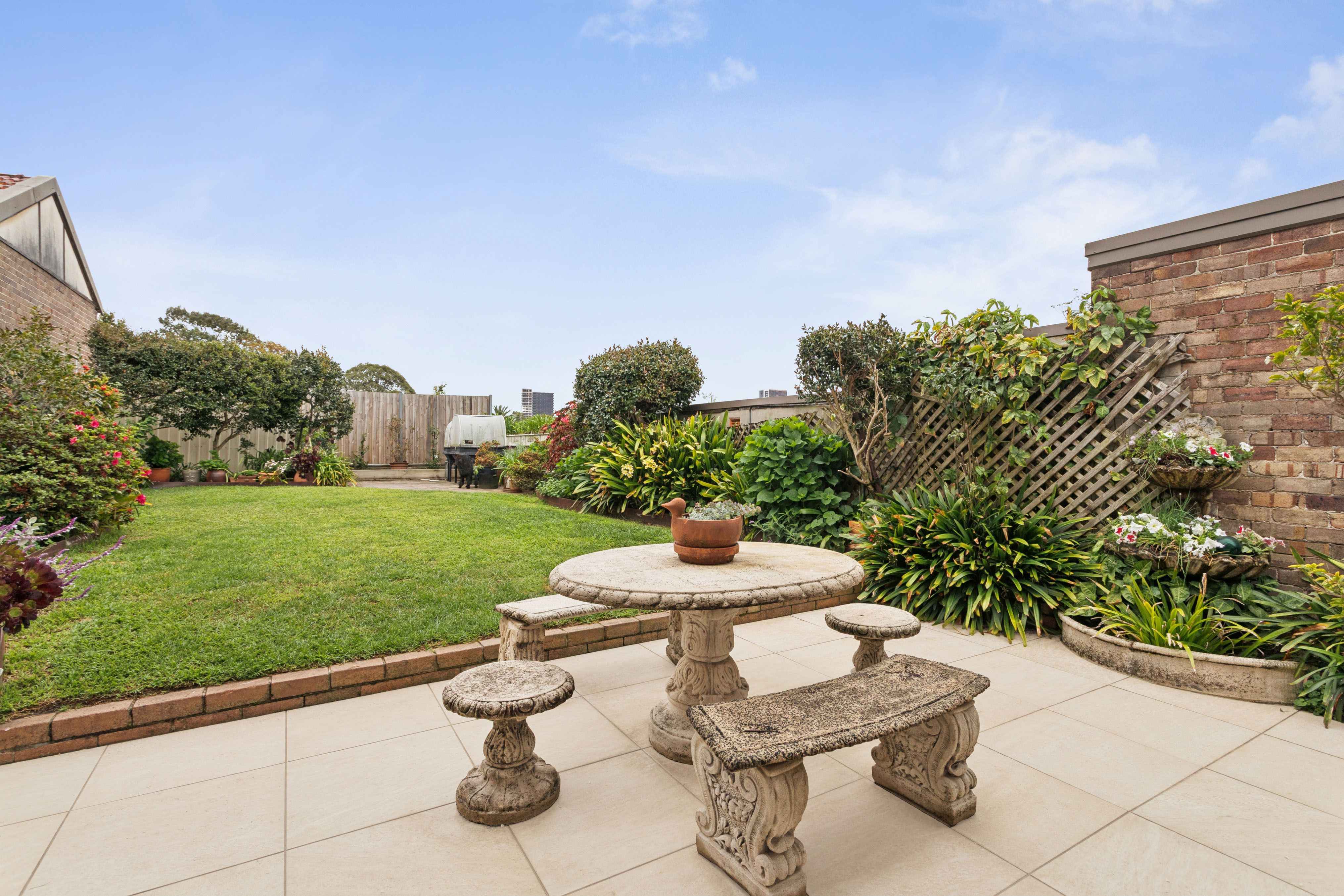 6 Kensington Road — photo 7 of 15