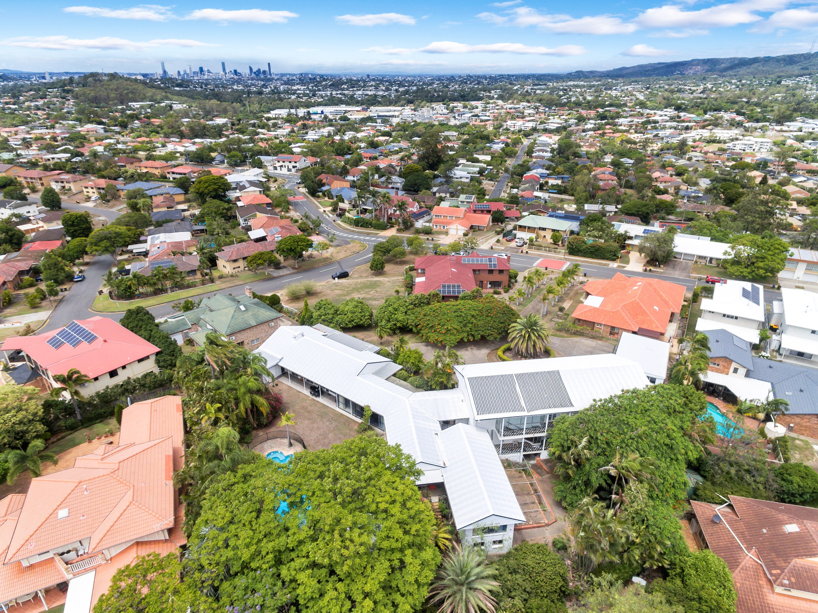 19 Dargie Street, Everton Park, QLD 4053