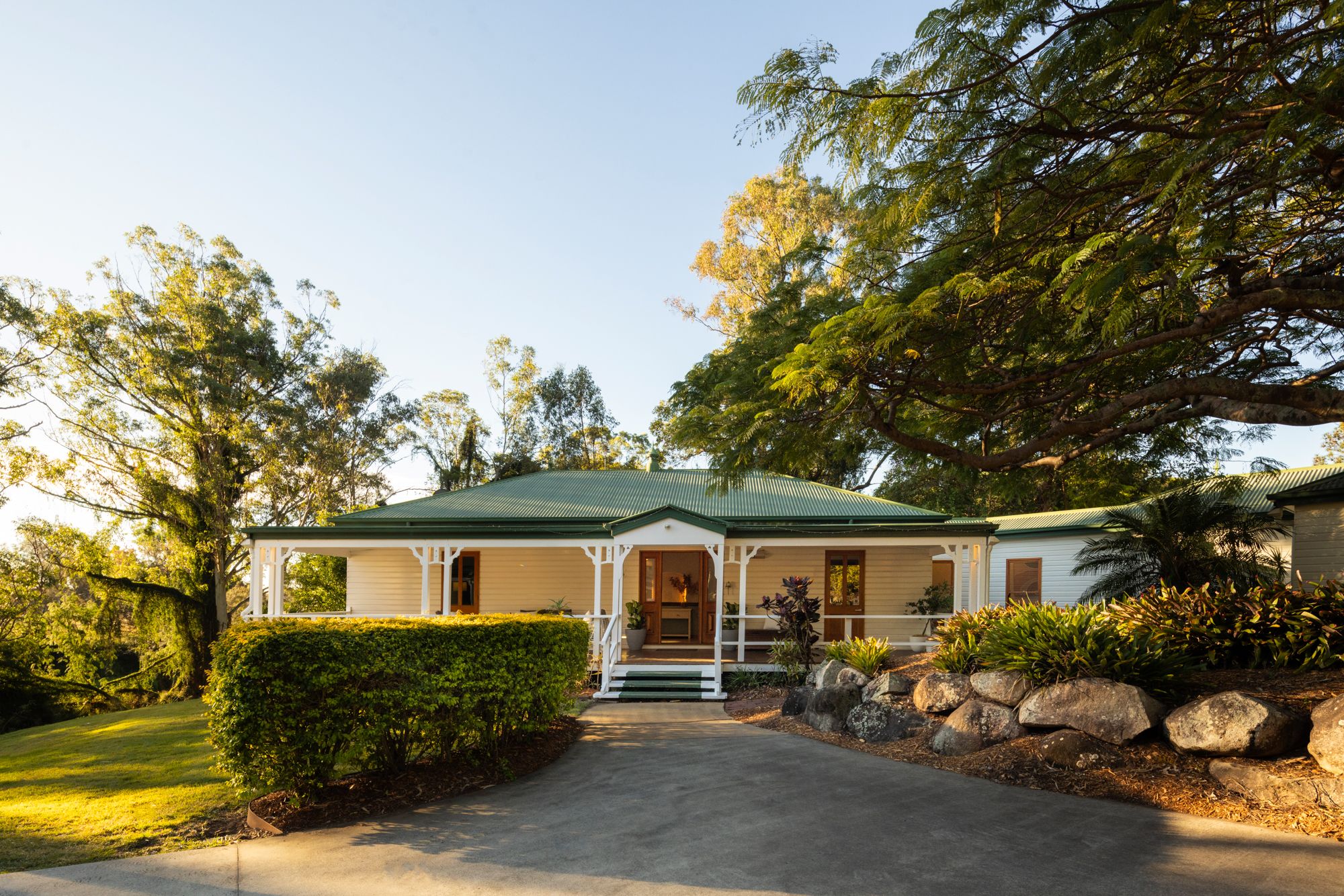 2097 Roghan Road, Bridgeman Downs QLD 4035