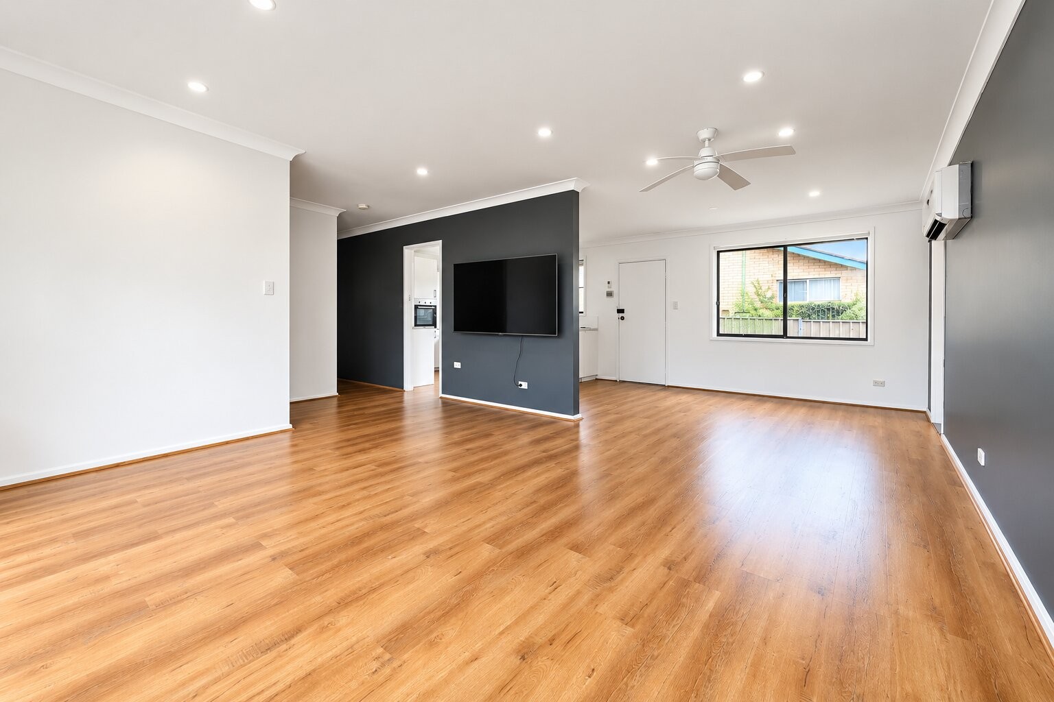 19 Jacaranda Drive, Georges Hall, NSW 2198