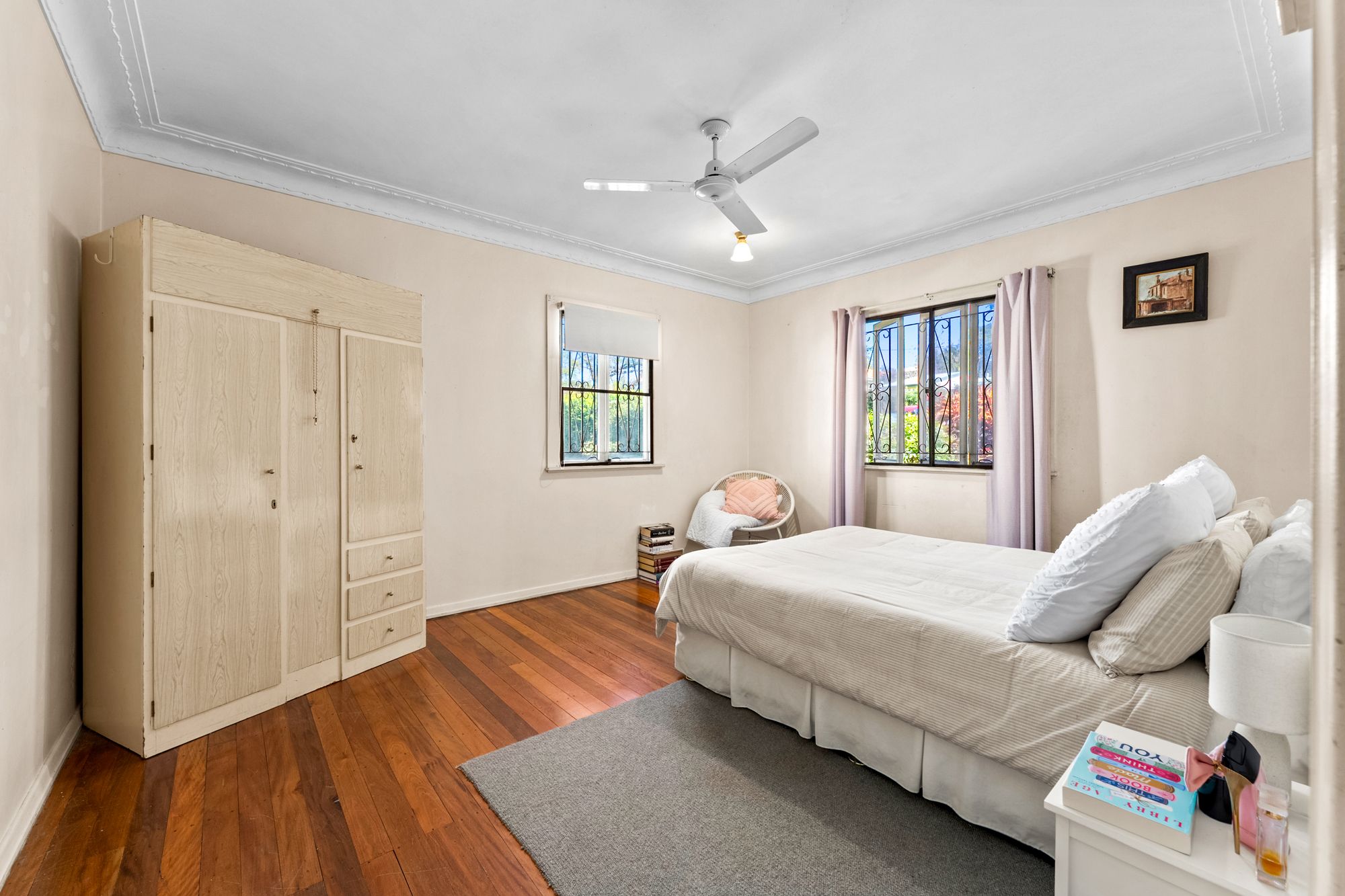 27 Deborah Street — photo 8 of 17