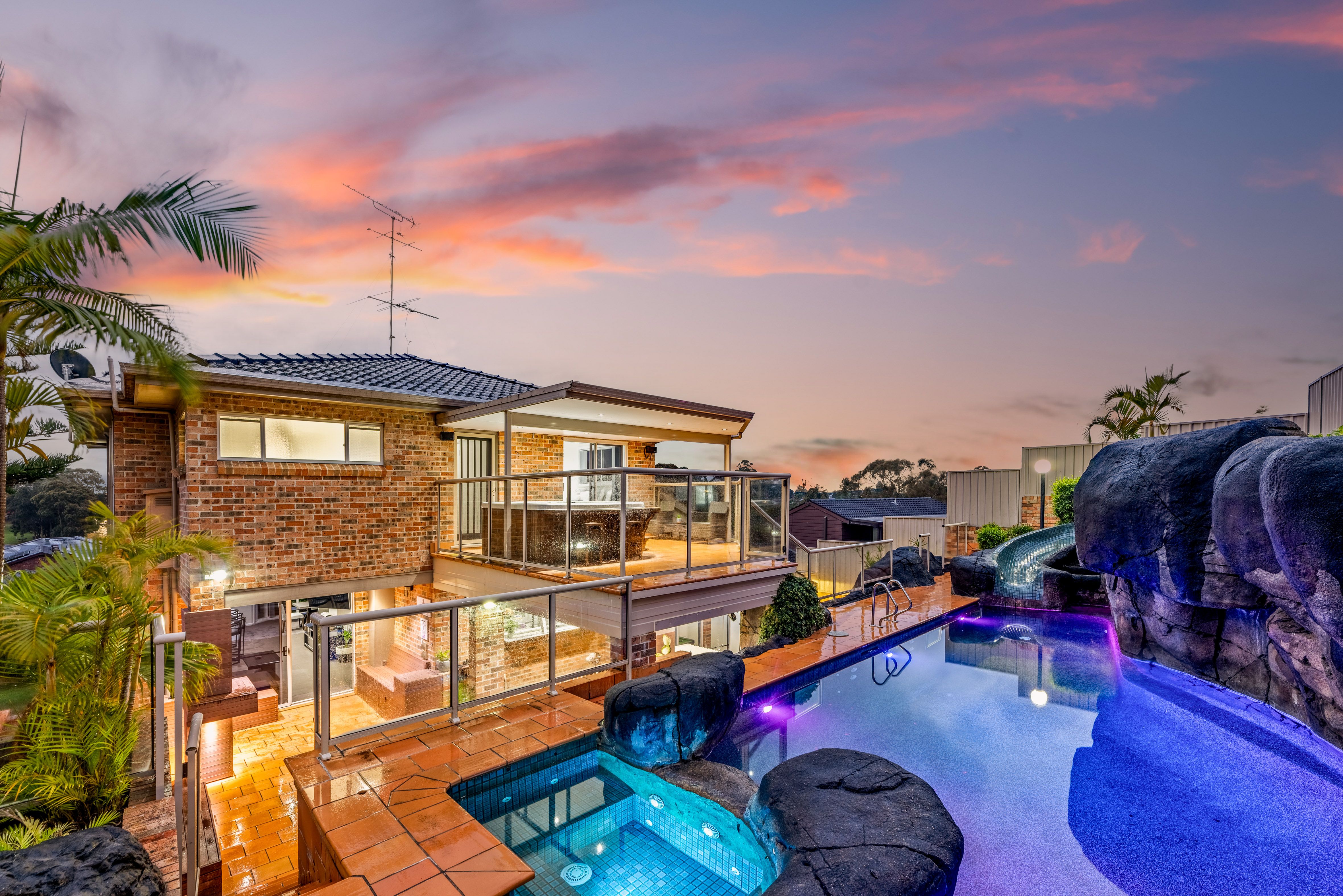 2 Montague Street, Illawong, NSW 2234