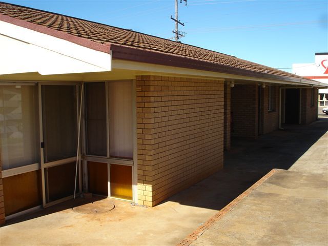 Unit 3/417 Stenner Street, Harristown, QLD 4350