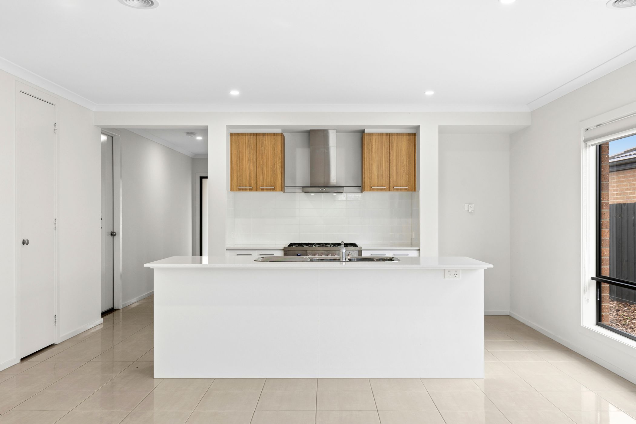 16 Kangaroo Paw Drive, Leopold, VIC 3224