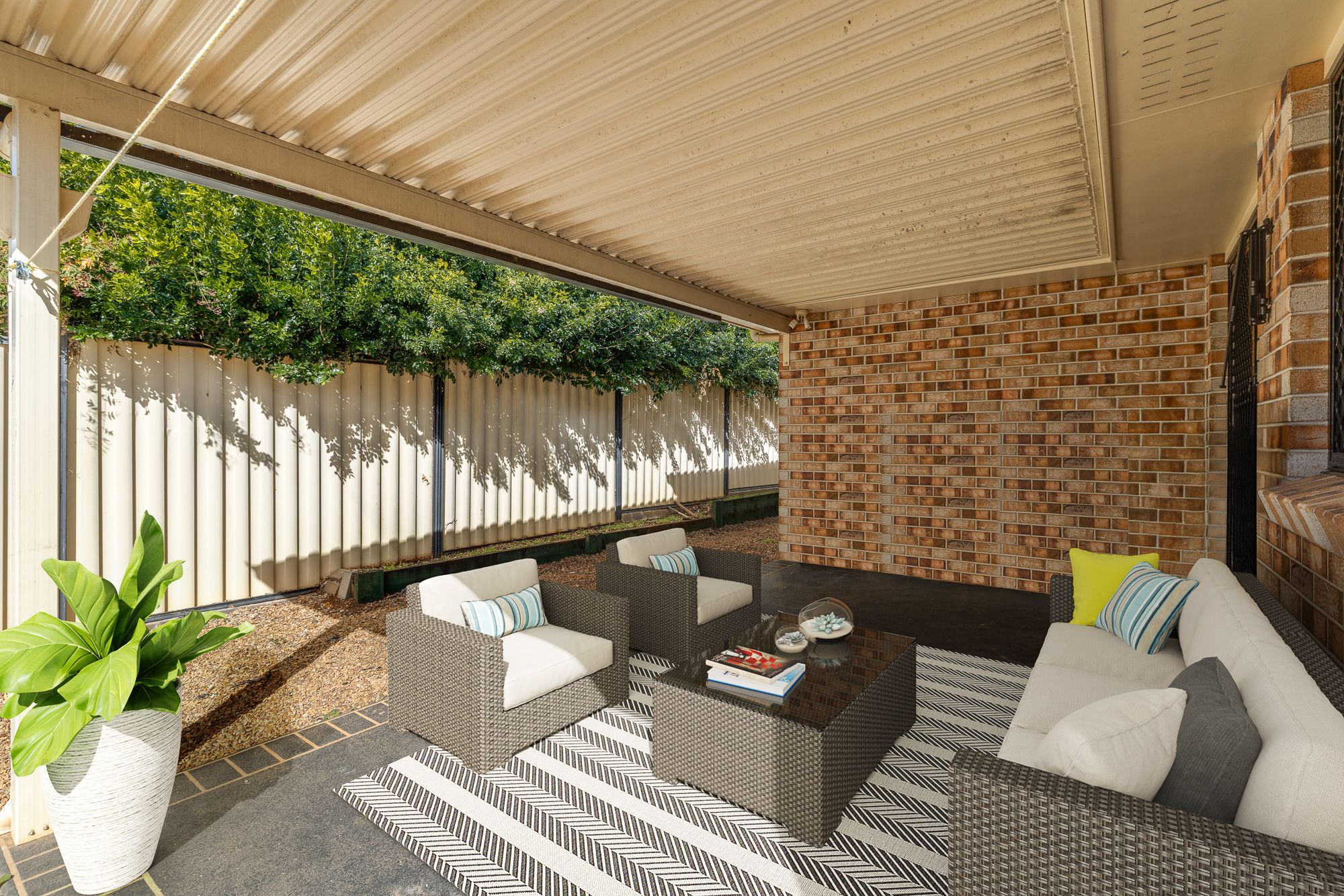 12 Monash Lane — photo 9 of 11