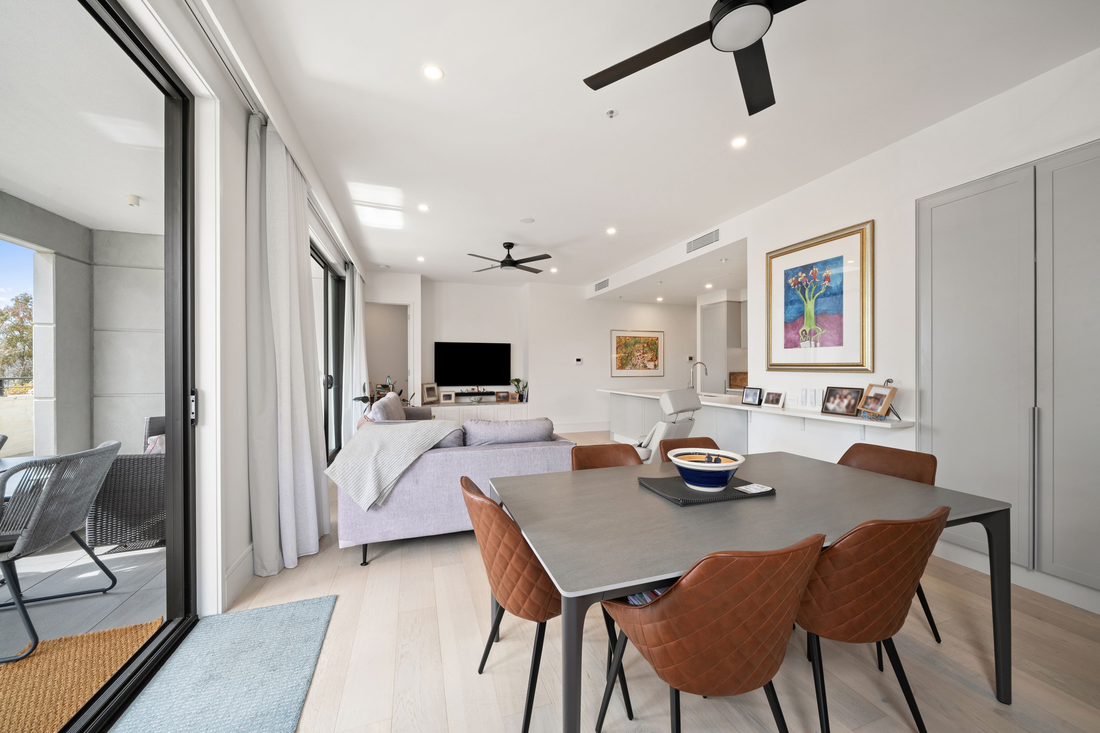 5/1 Lady Nelson Place — photo 7 of 25