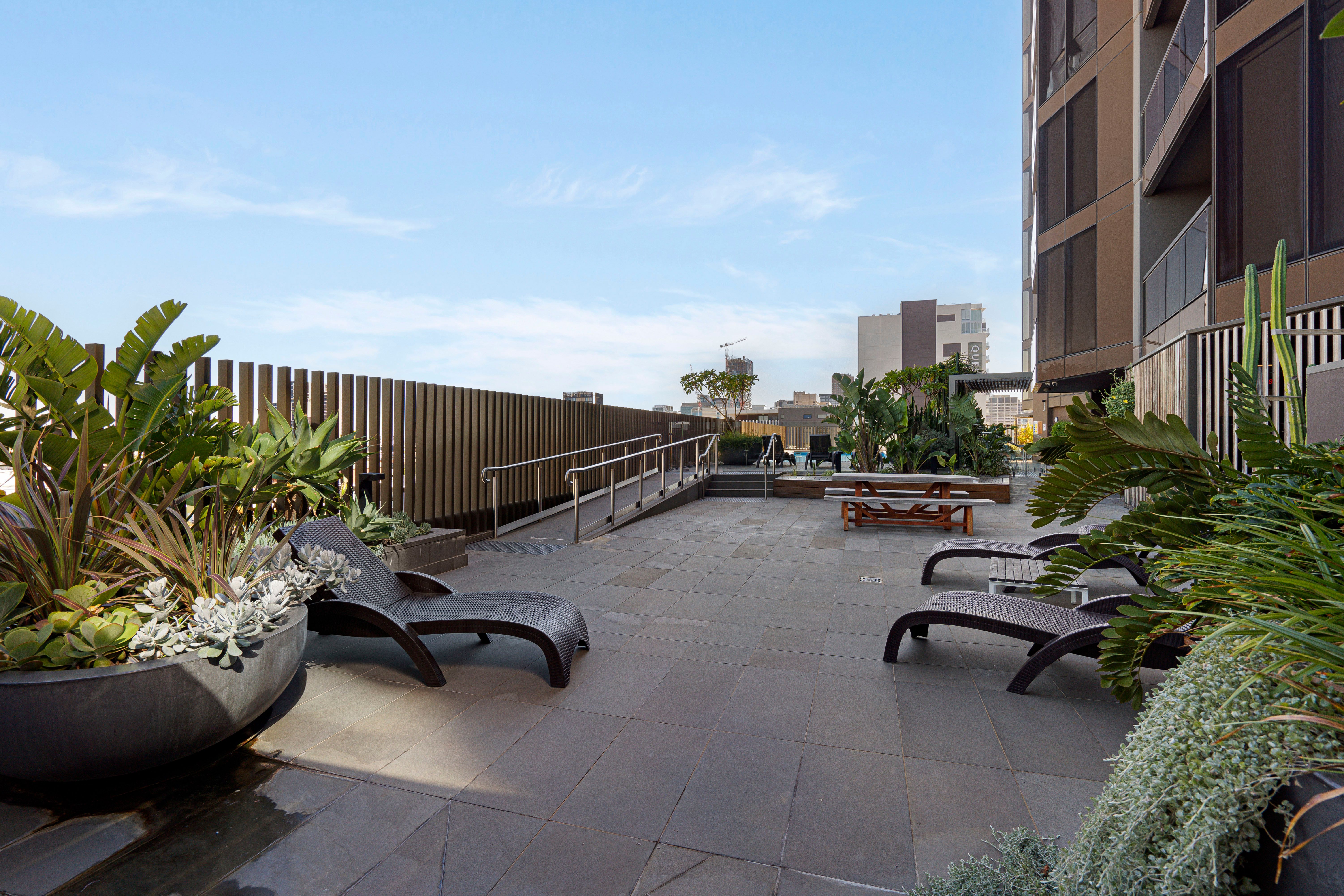 2207/421 King William Street — photo 11 of 13
