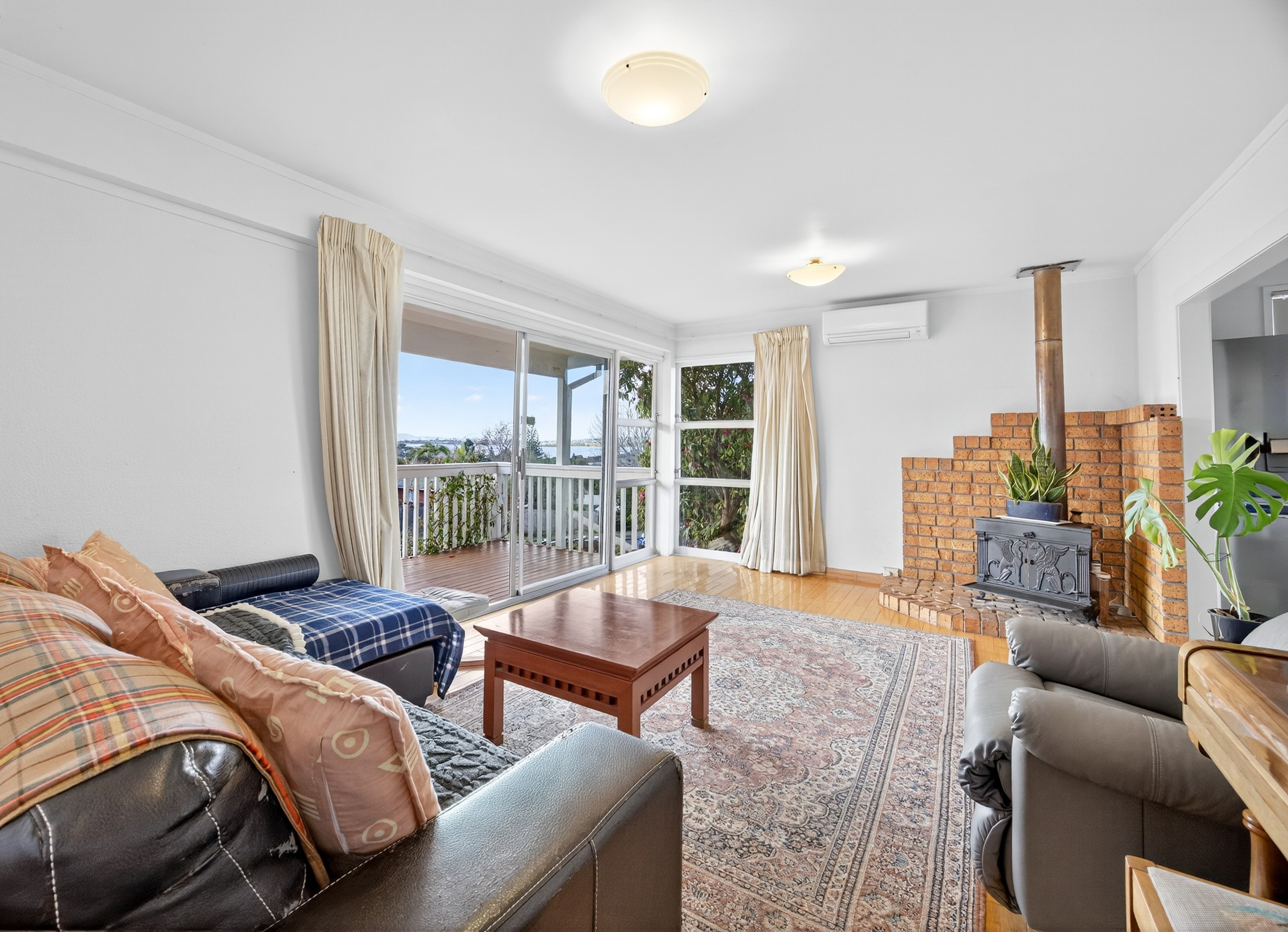 27 Judkins Crescent, Cockle Bay, Manukau City