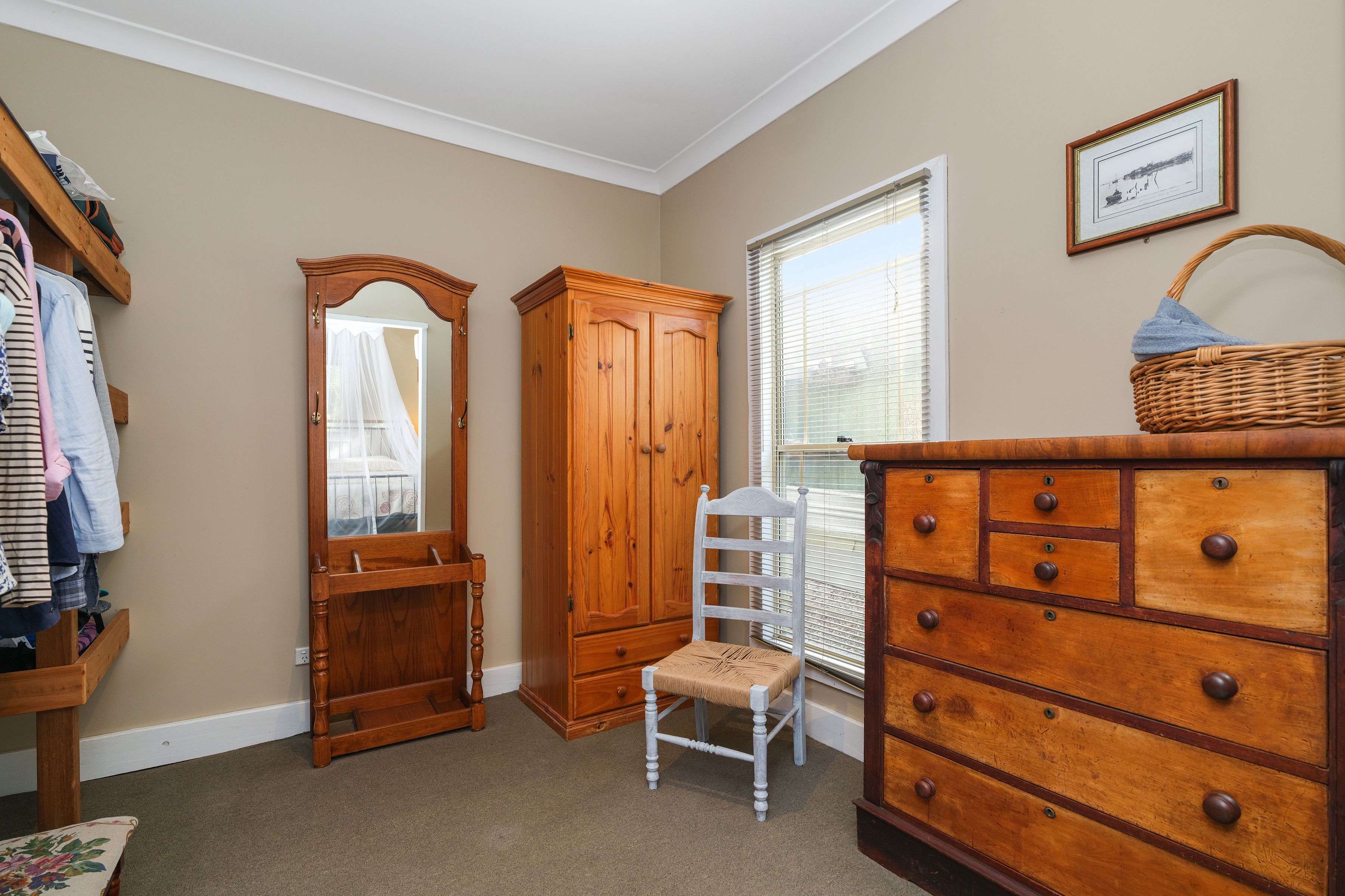 19 Tulkaba Road — photo 17 of 25