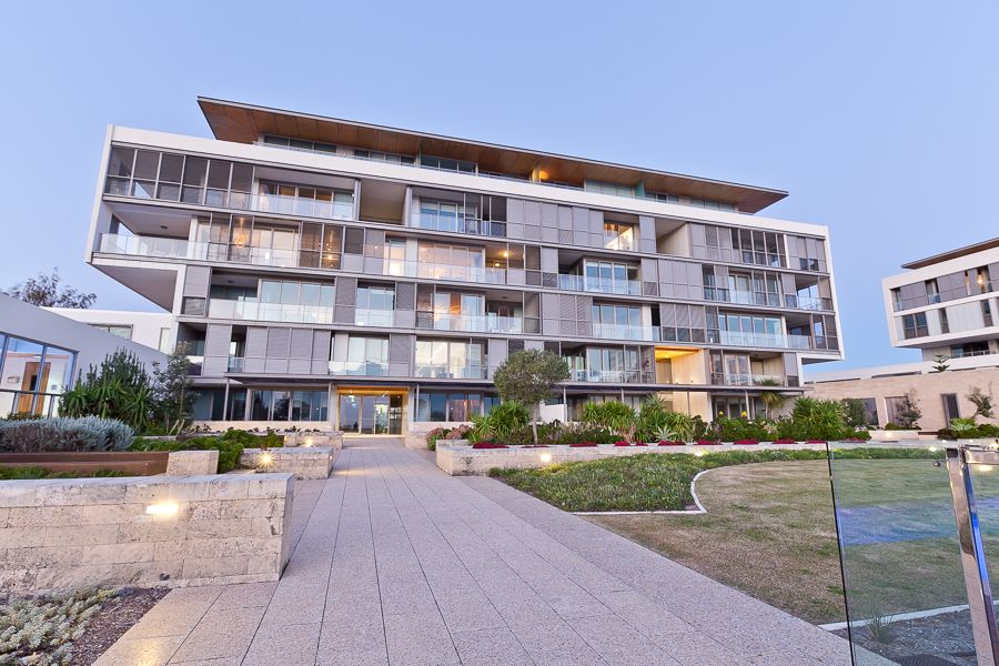 14/21 Ocean Drive, North Coogee, WA 6163
